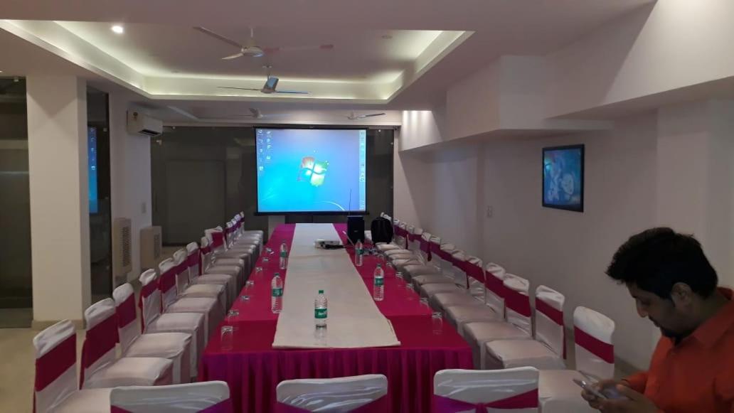 Indiyaah Inn