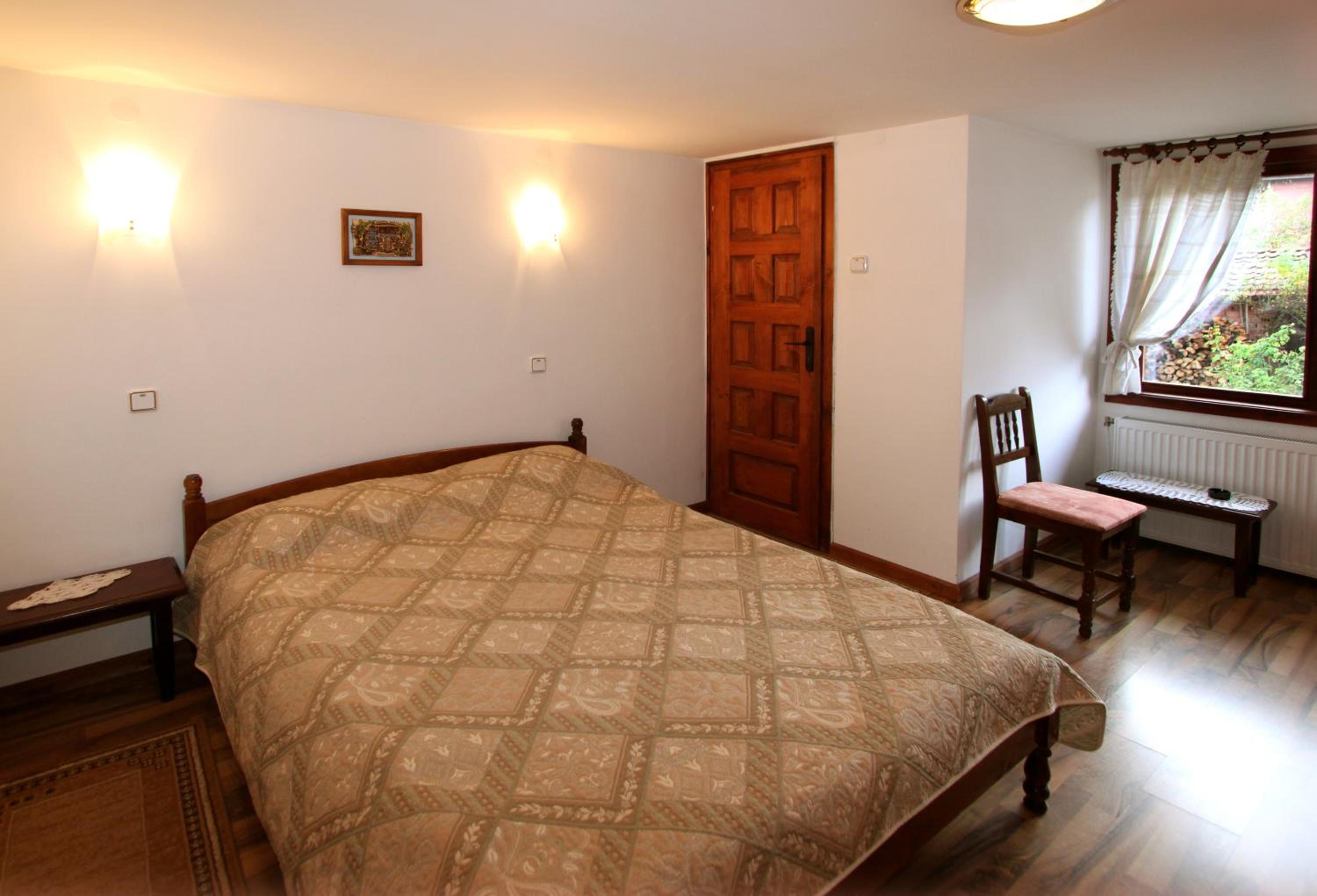 Nenchova Guest House