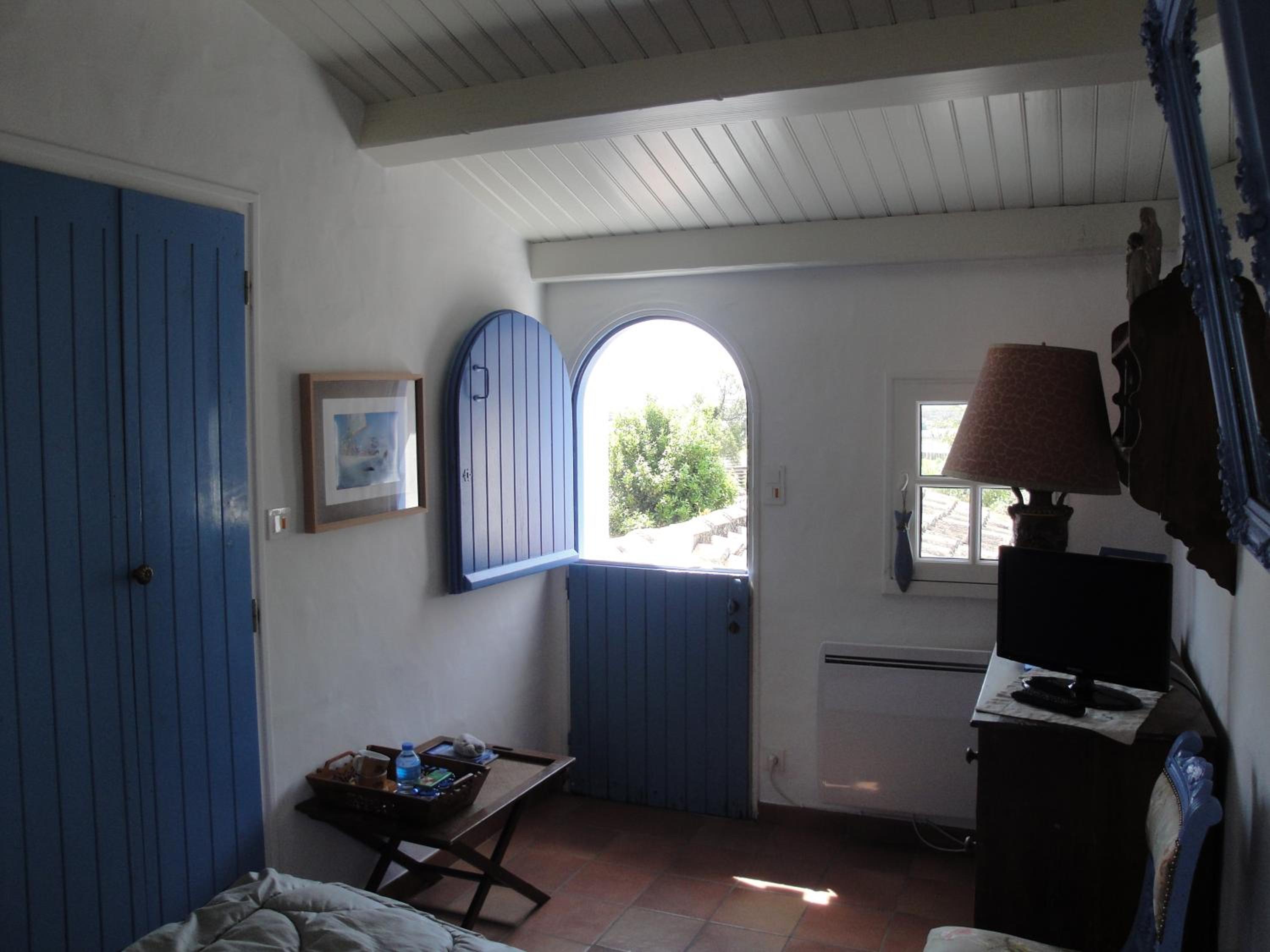Photo 4