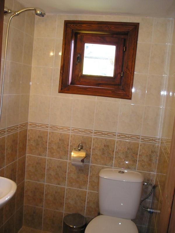 Nenchova Guest House