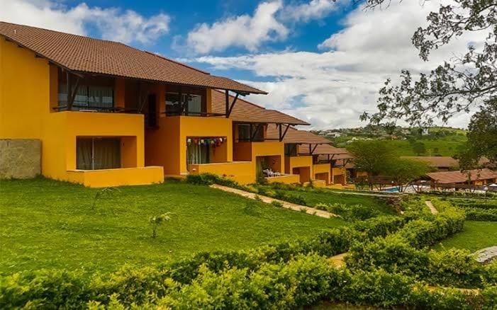 Winterville Gravatá Flat 425 - Próximo das piscinas