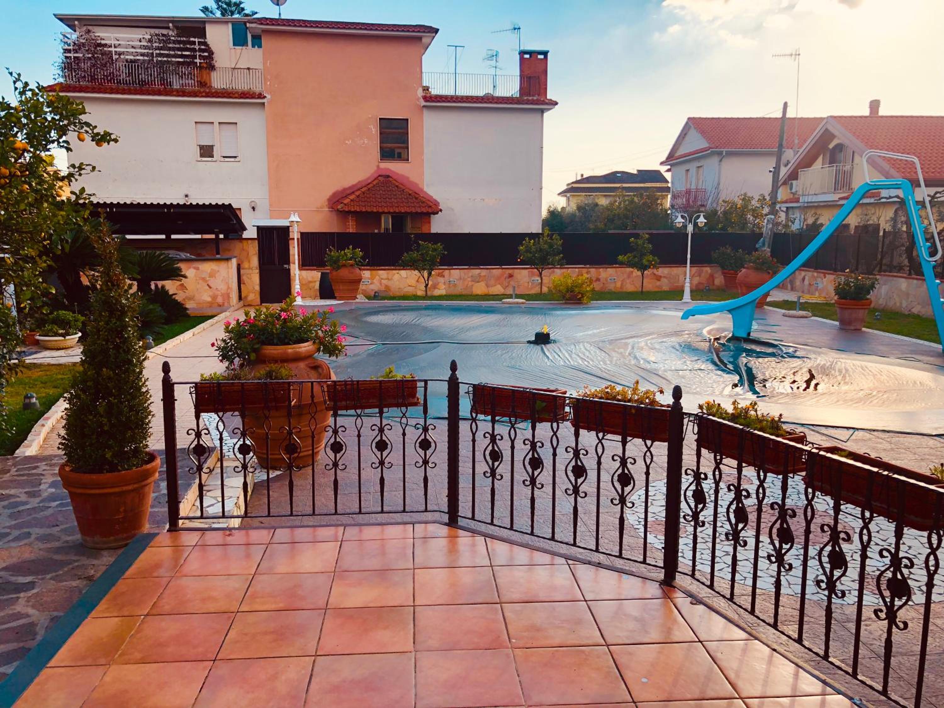 Photo 32