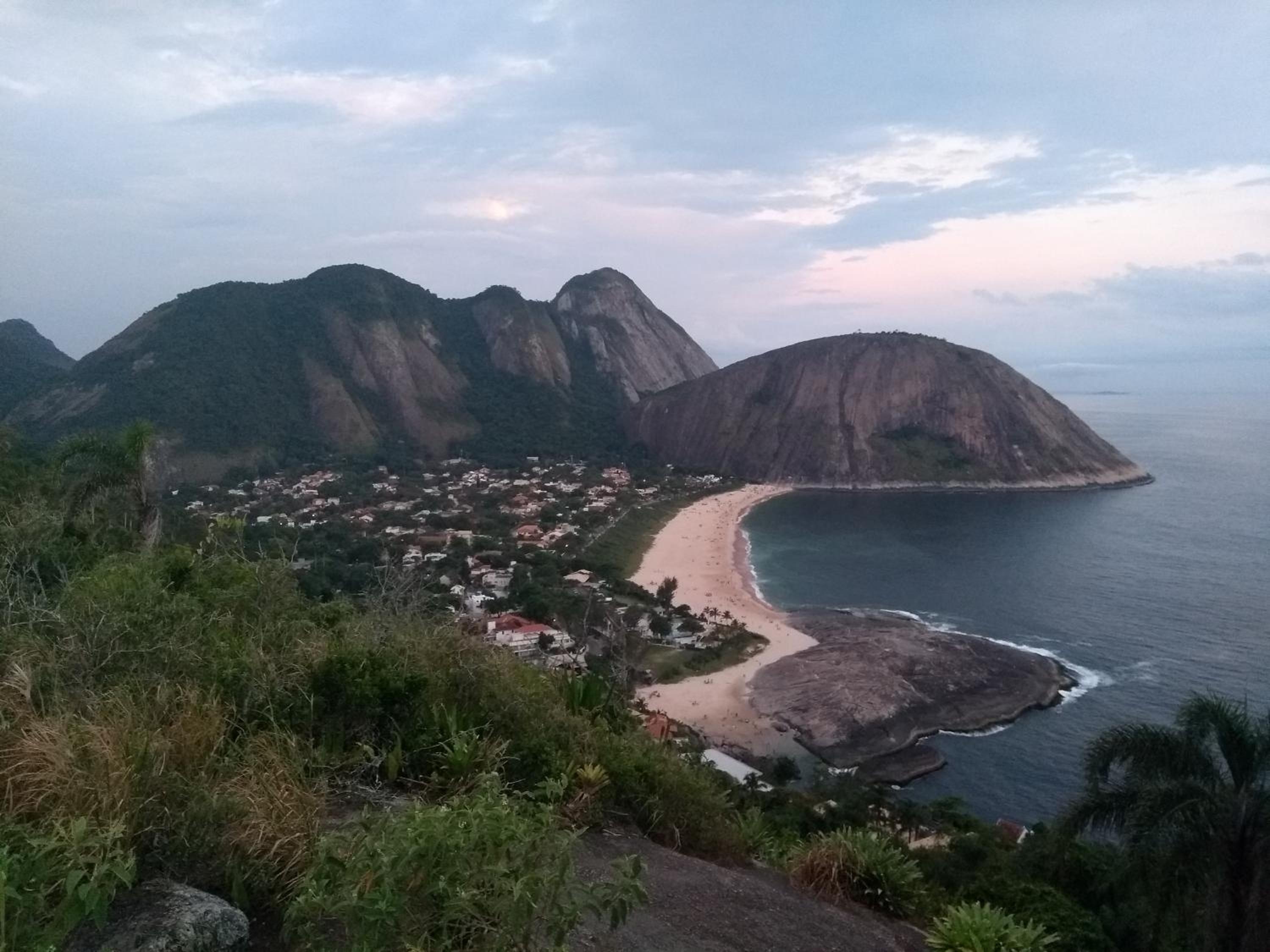 Casa da Lu Itacoatiara -Apartamento Costão