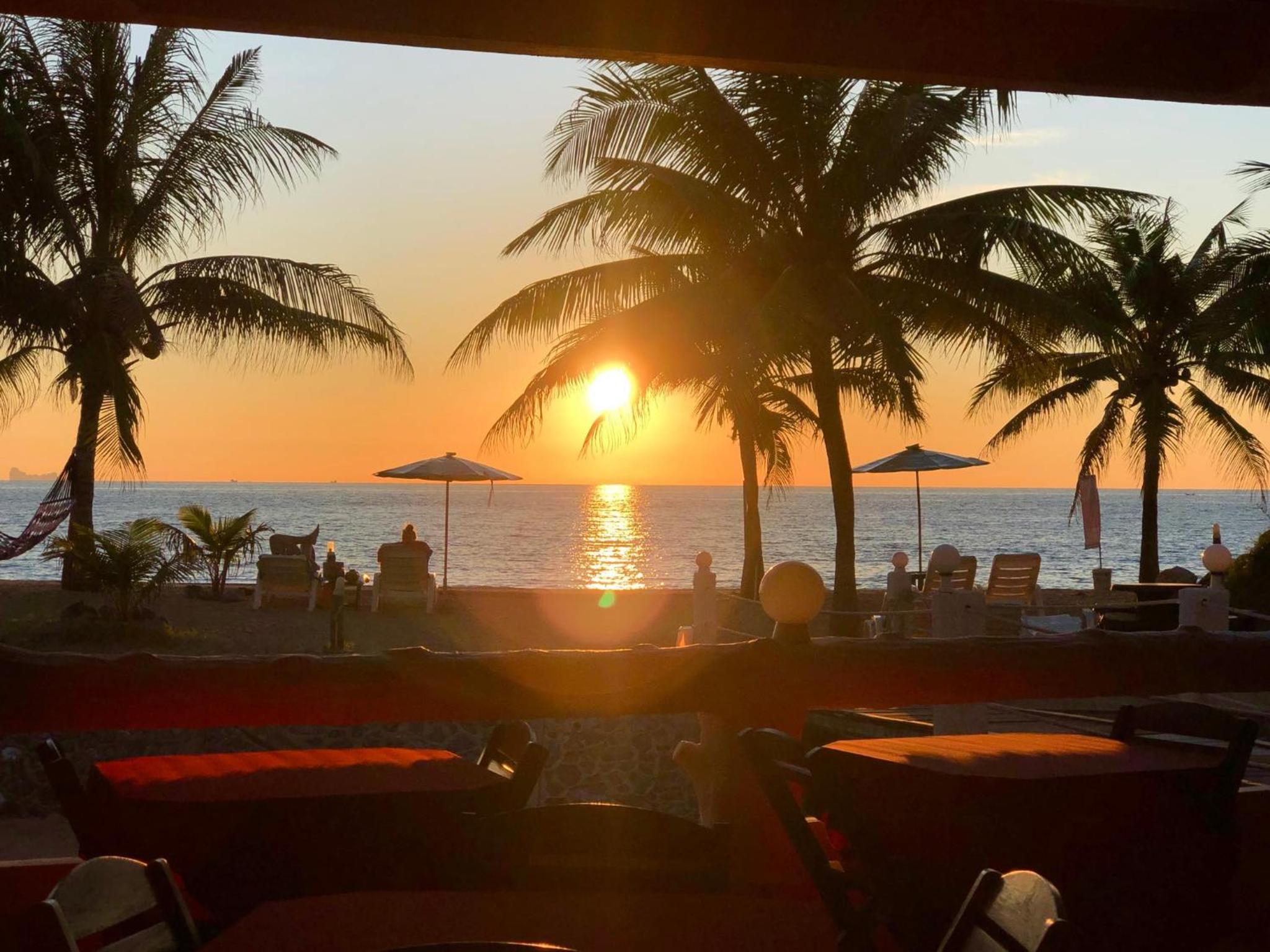 Lanta IL Mare Beach Resort