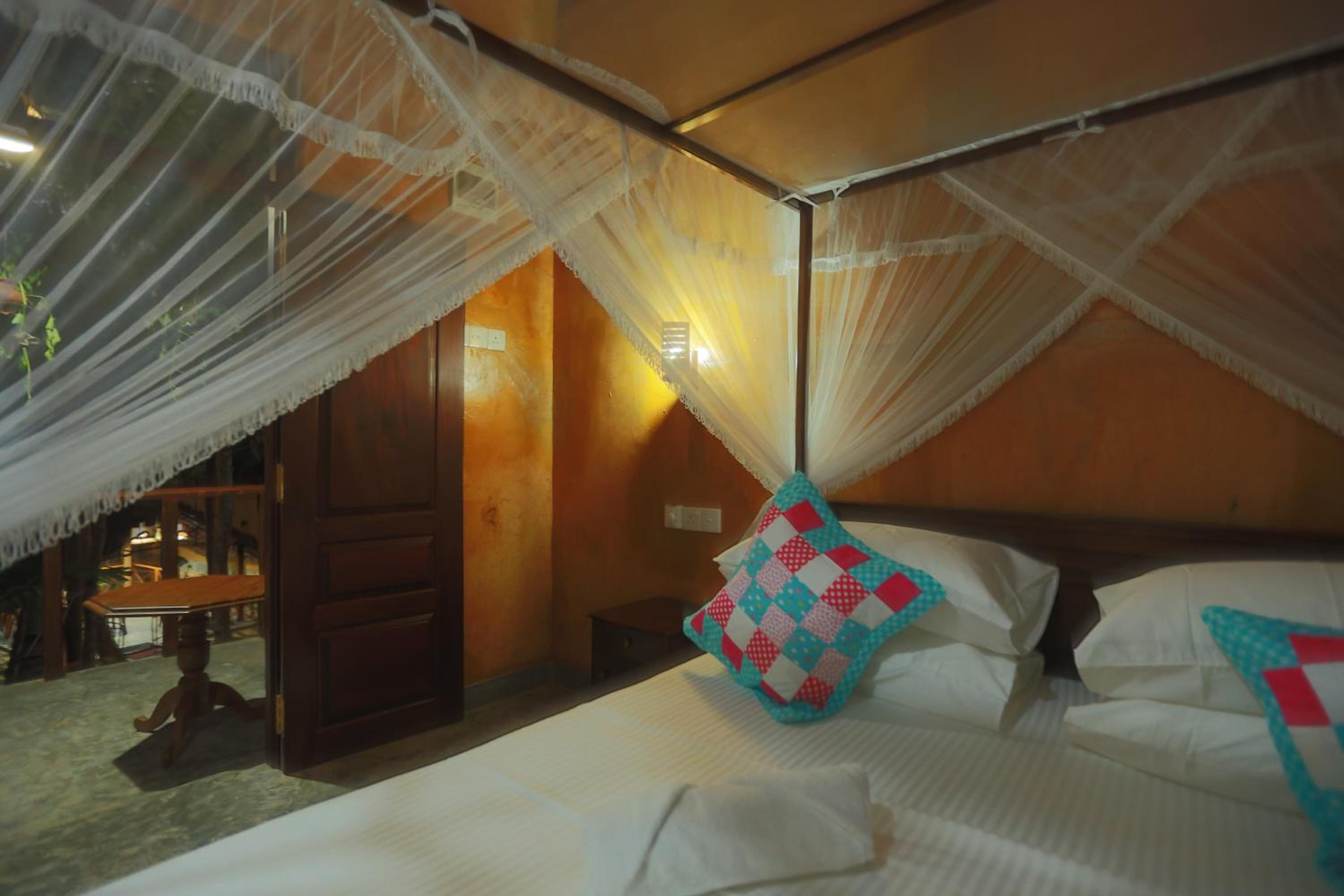 Limecabanas-srilanka