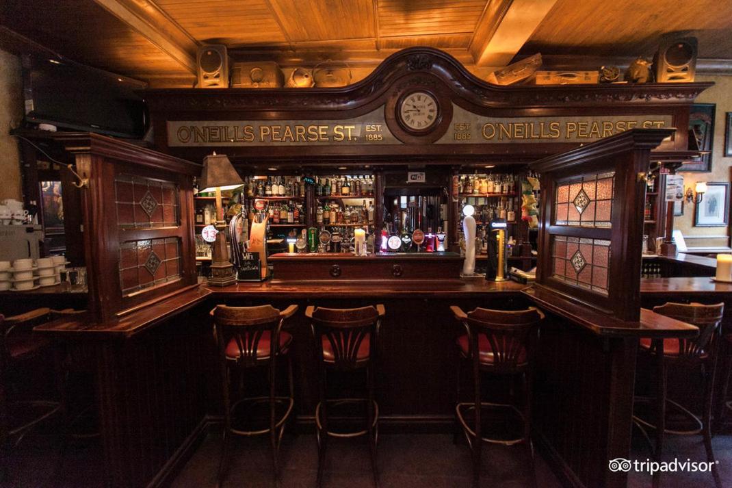 O'Neills Victorian Pub & Townhouse