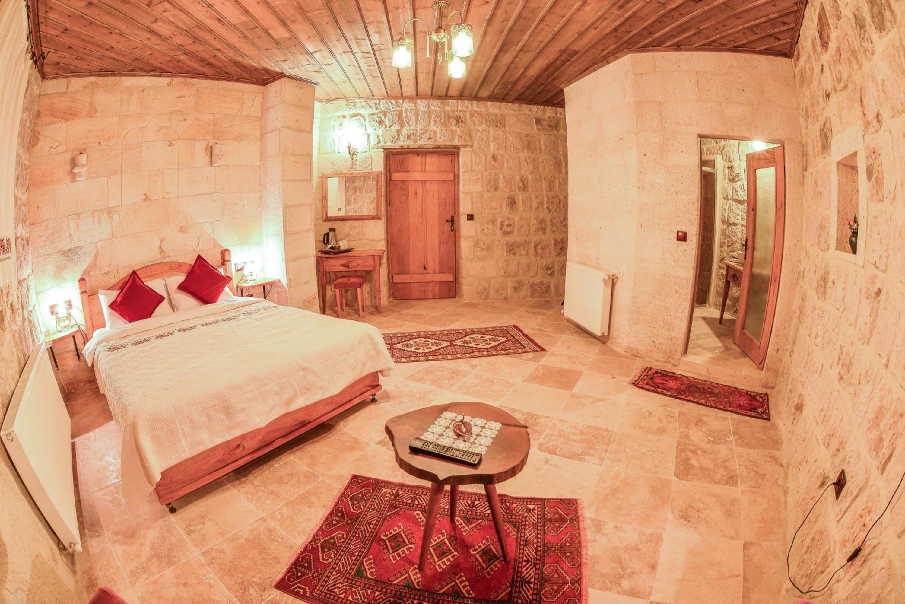 Mosaic Cave Hotel - Image 22