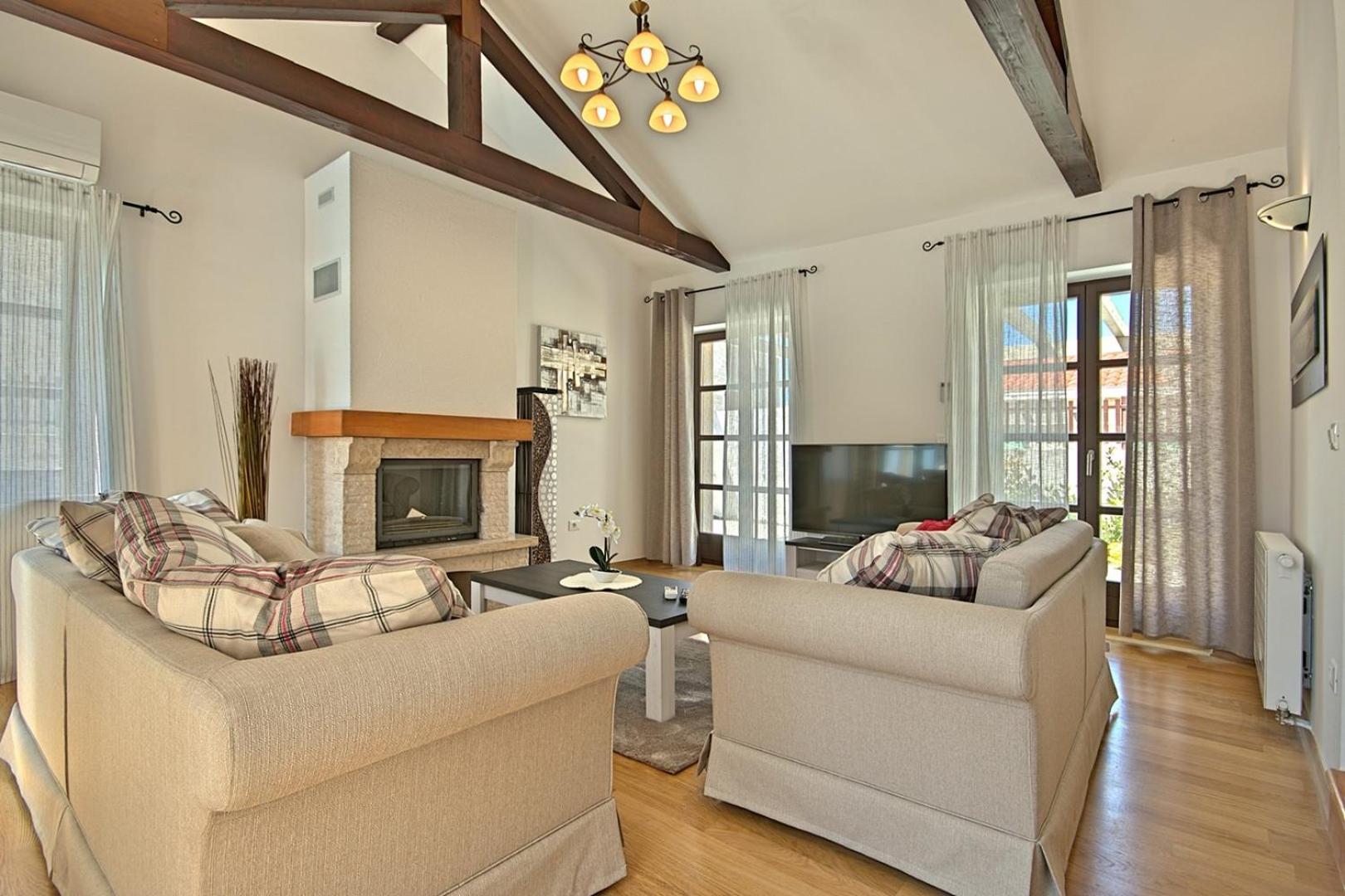 Luxury Stone Villa Zanelli view 2