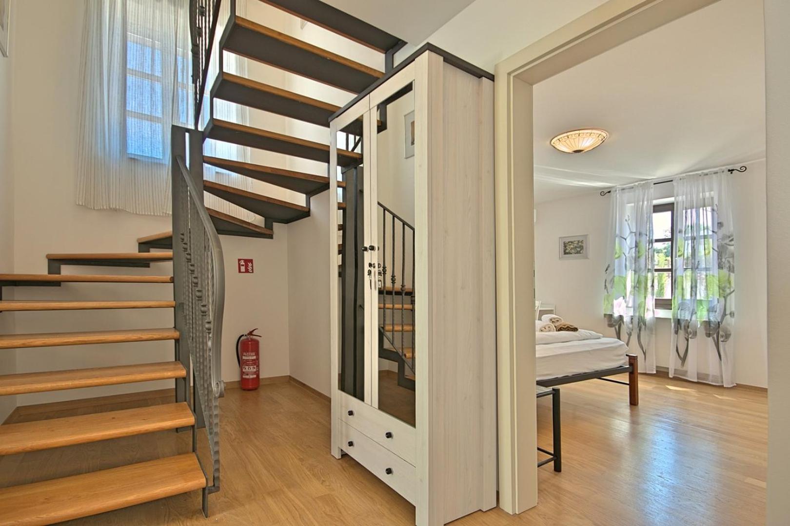 Luxury Stone Villa Zanelli view 5
