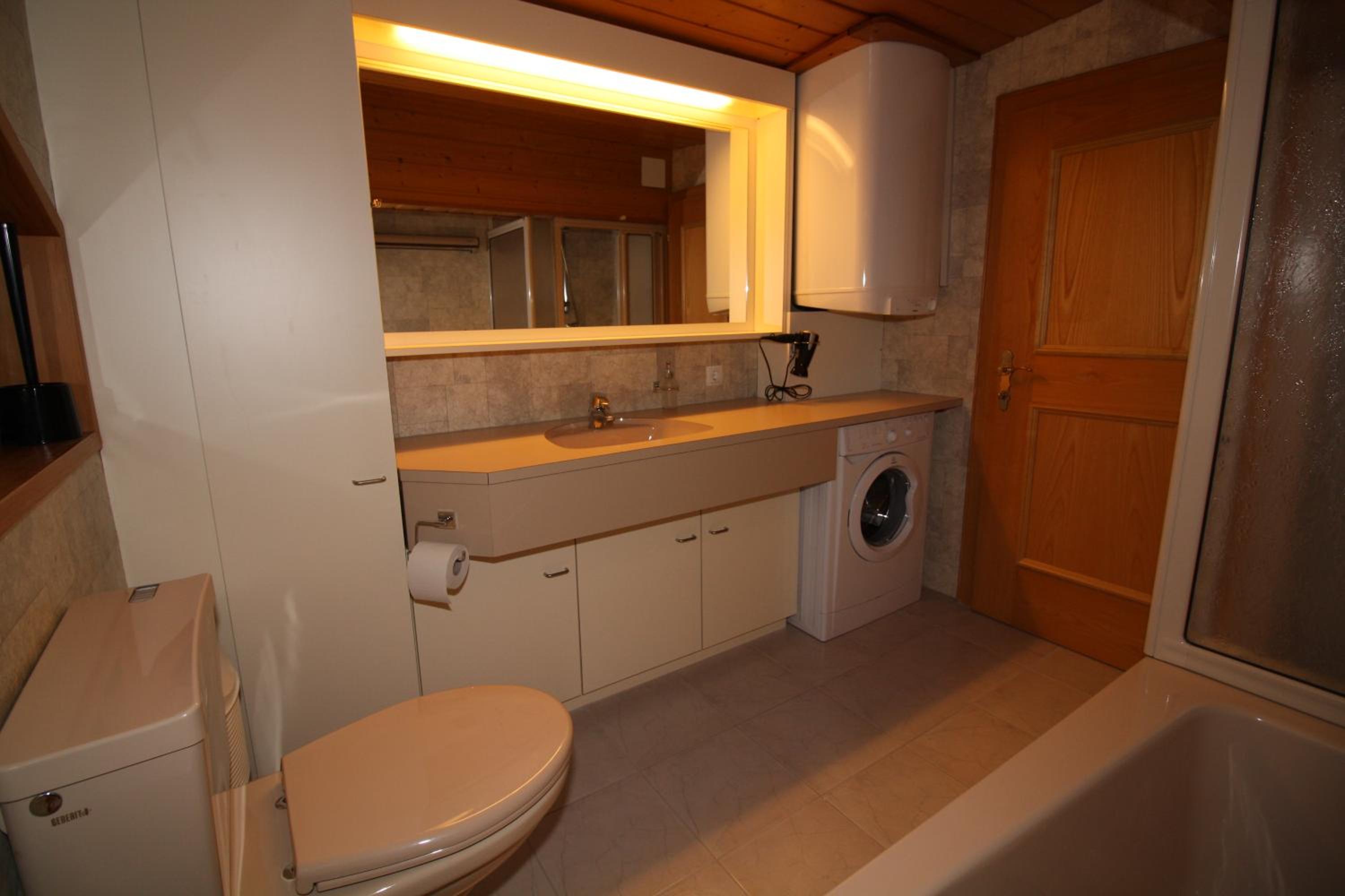 Haus Tisch