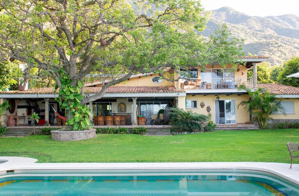 Hotel Casa Palomas Bed and Breakfast - Image 1