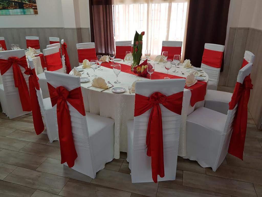 meeting & event spaces