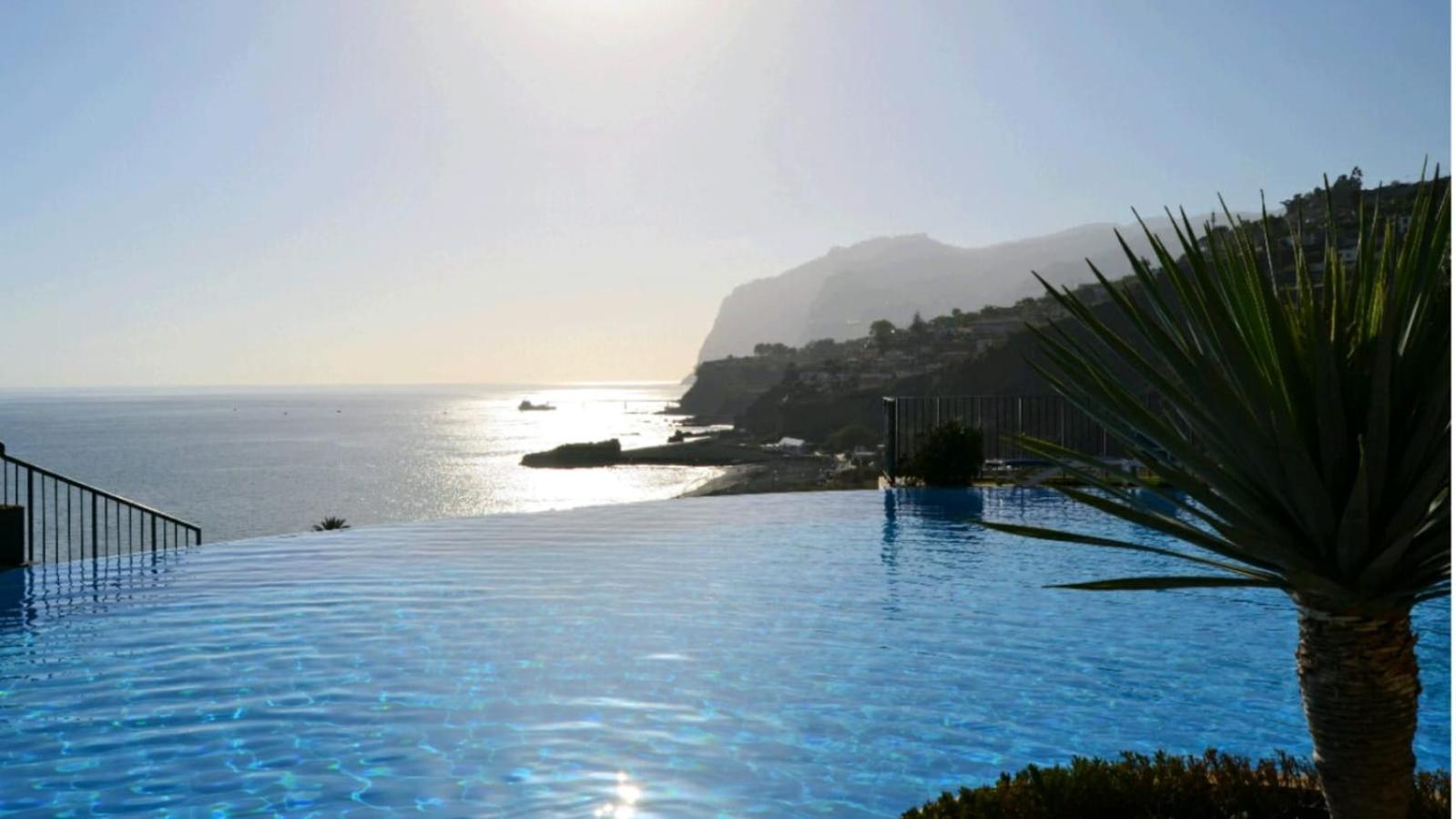 Formosa Infinity Pool Apartment view 3