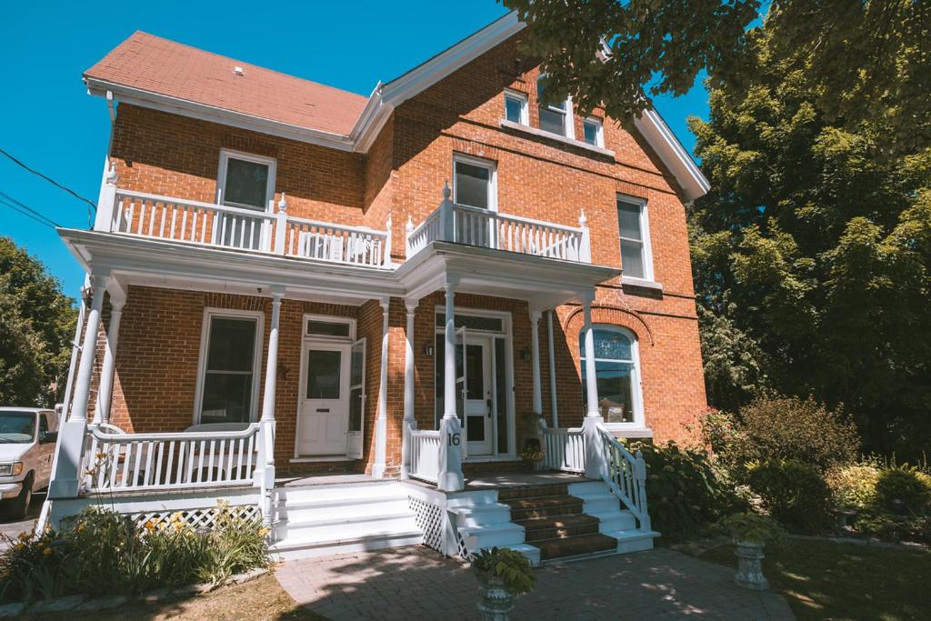 The Victorian Luxury Suites