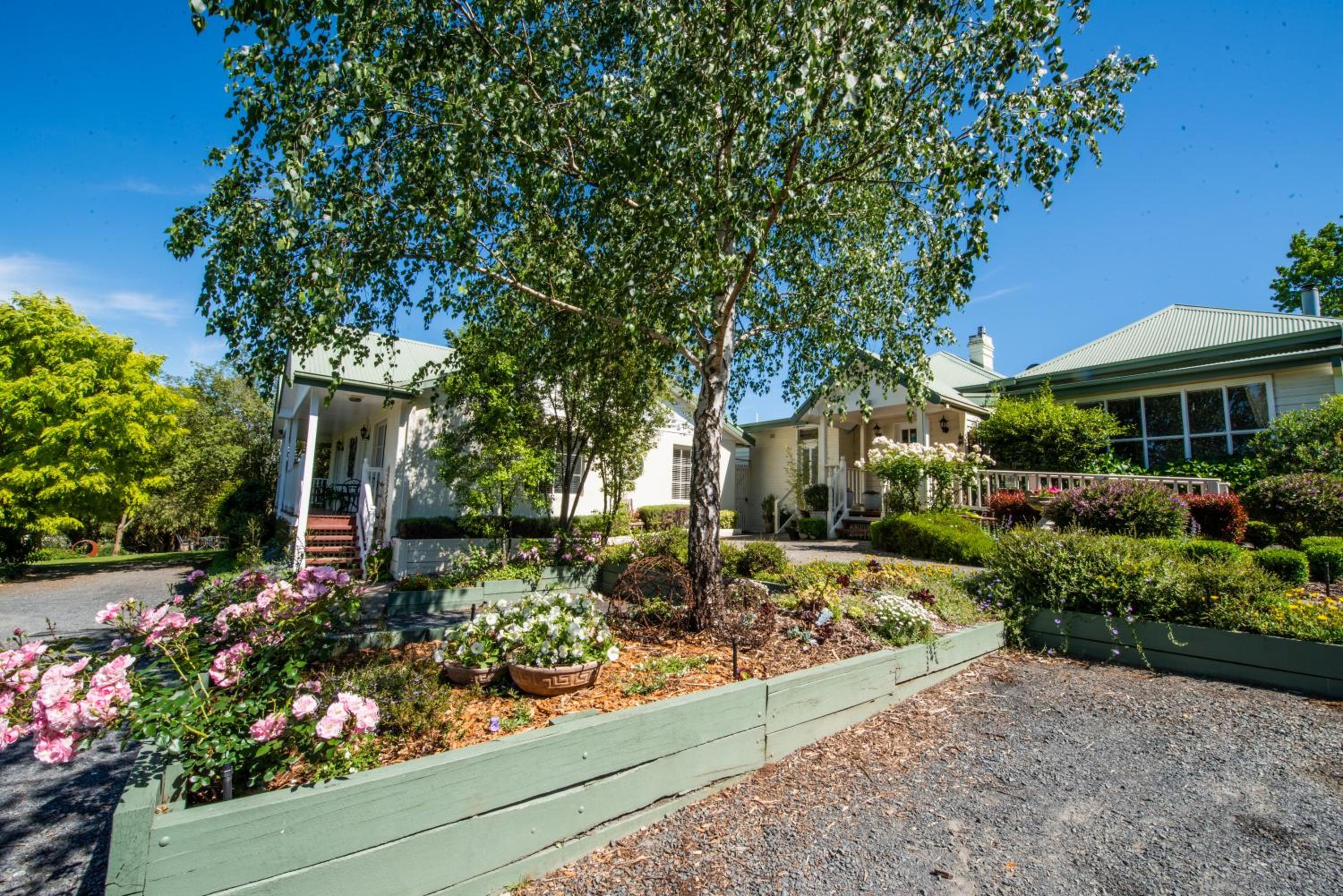 Yarra Gables
