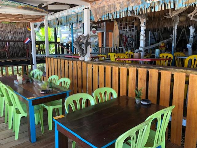 Beach Shack Chalet - Garden View Aframe Big Unit photo 5