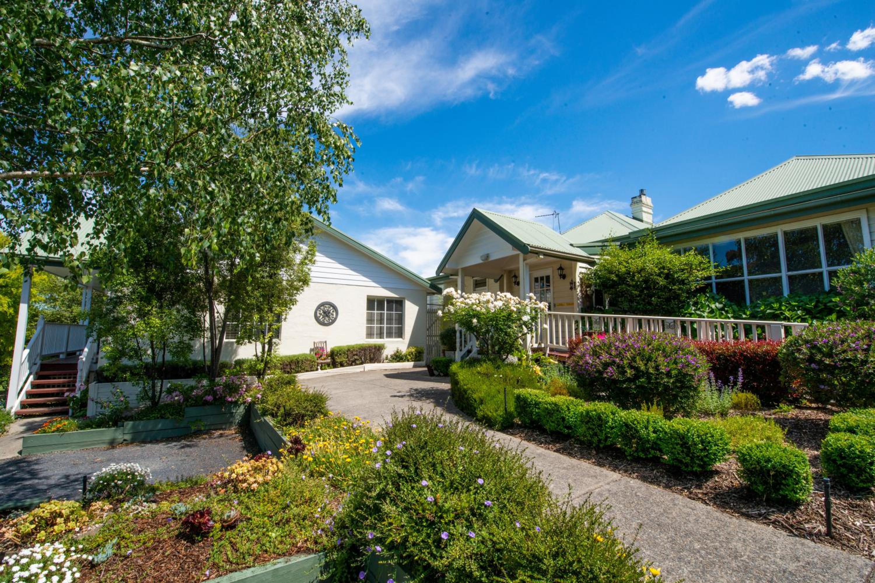 Yarra Gables