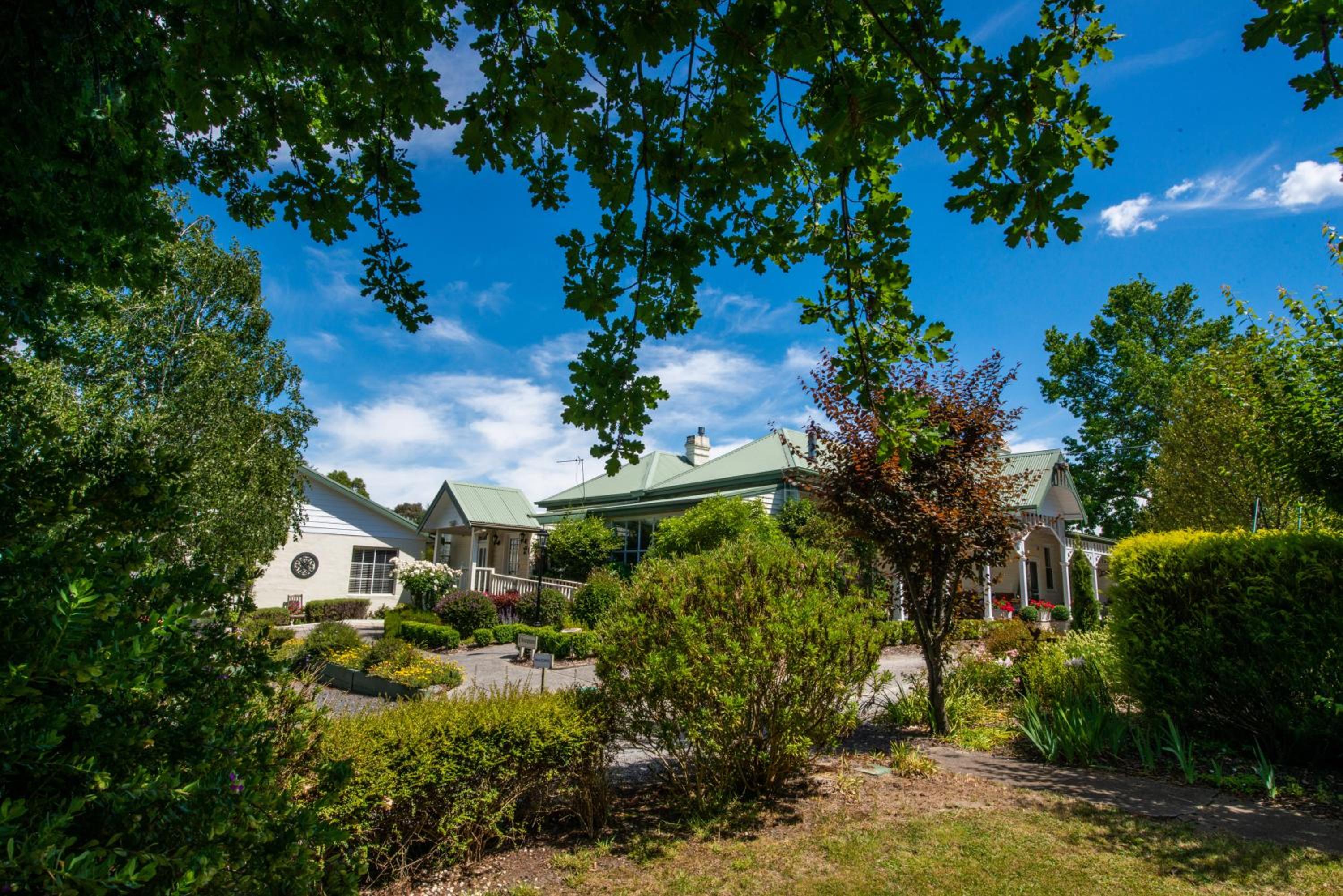 Yarra Gables