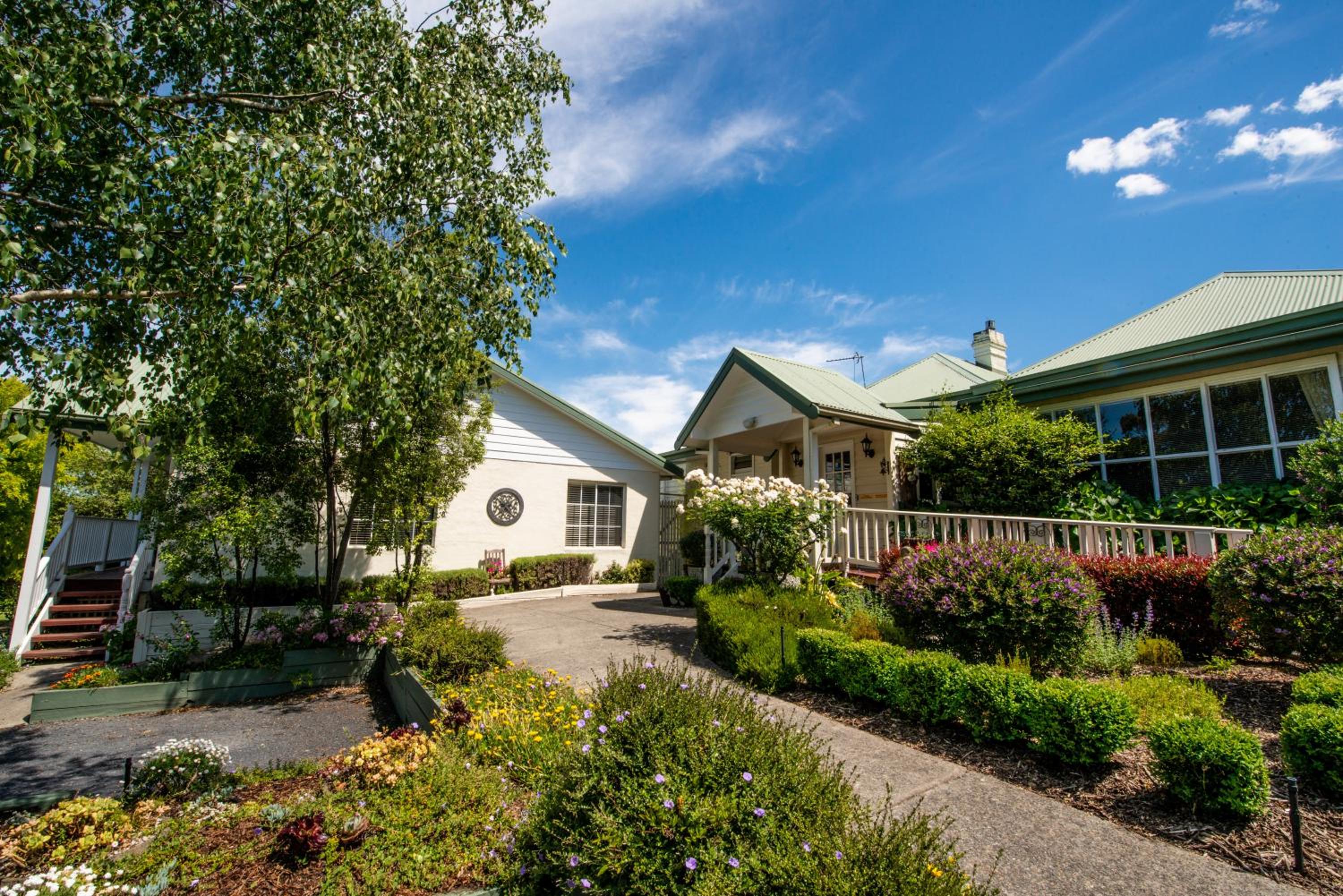 Yarra Gables