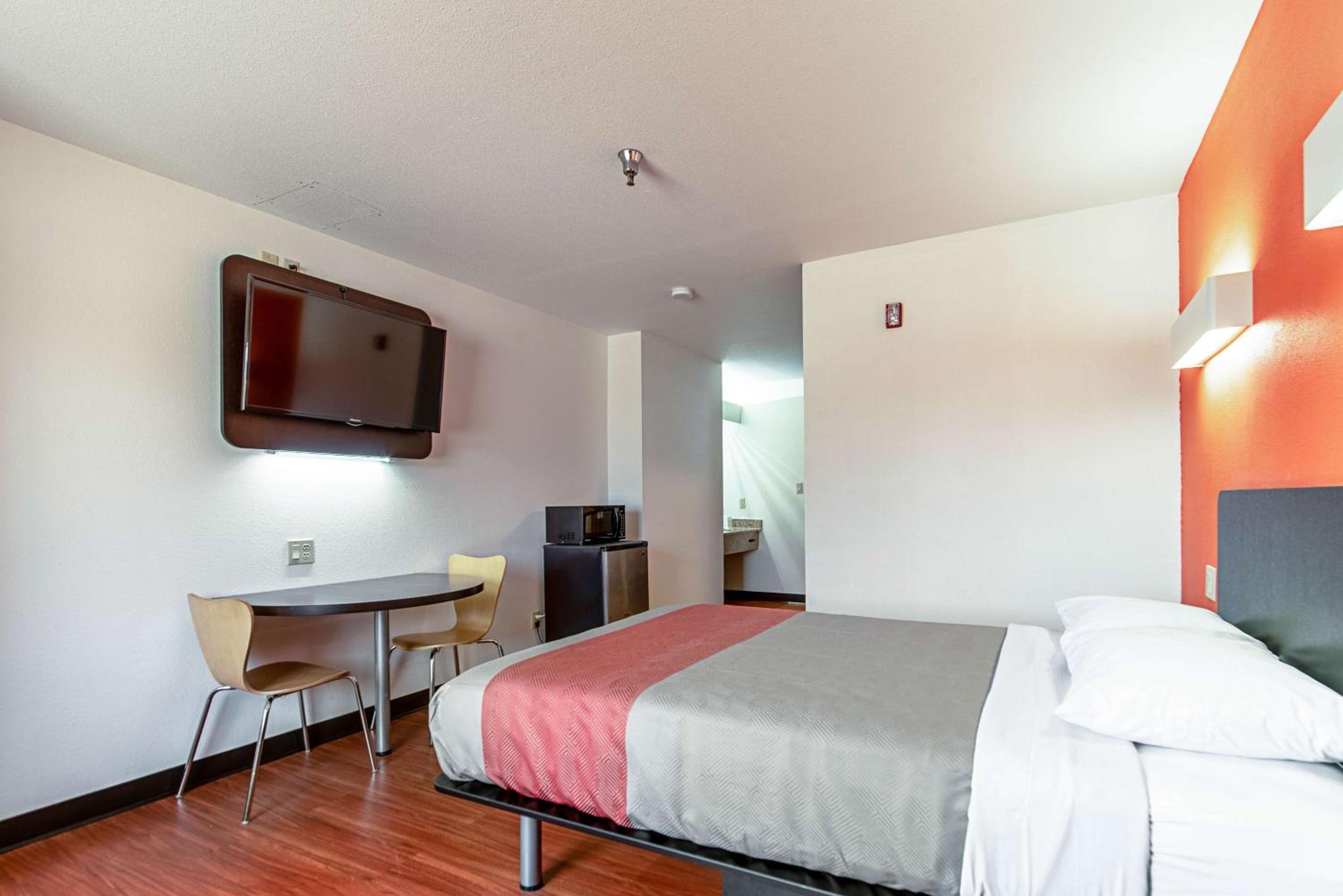 Motel 6-Lebanon, IN - Property Image 20