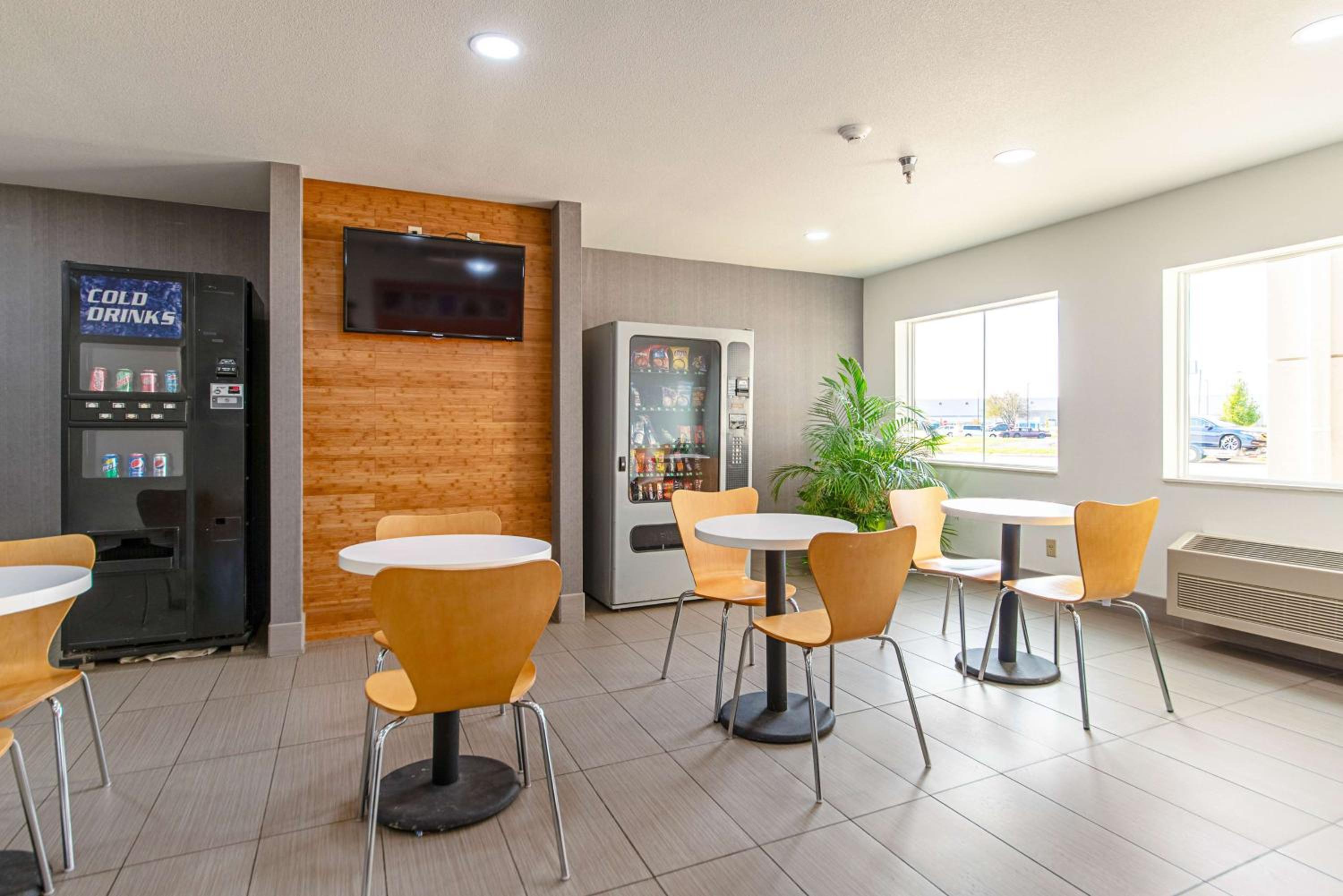 Motel 6-Lebanon, IN - Property Image 7