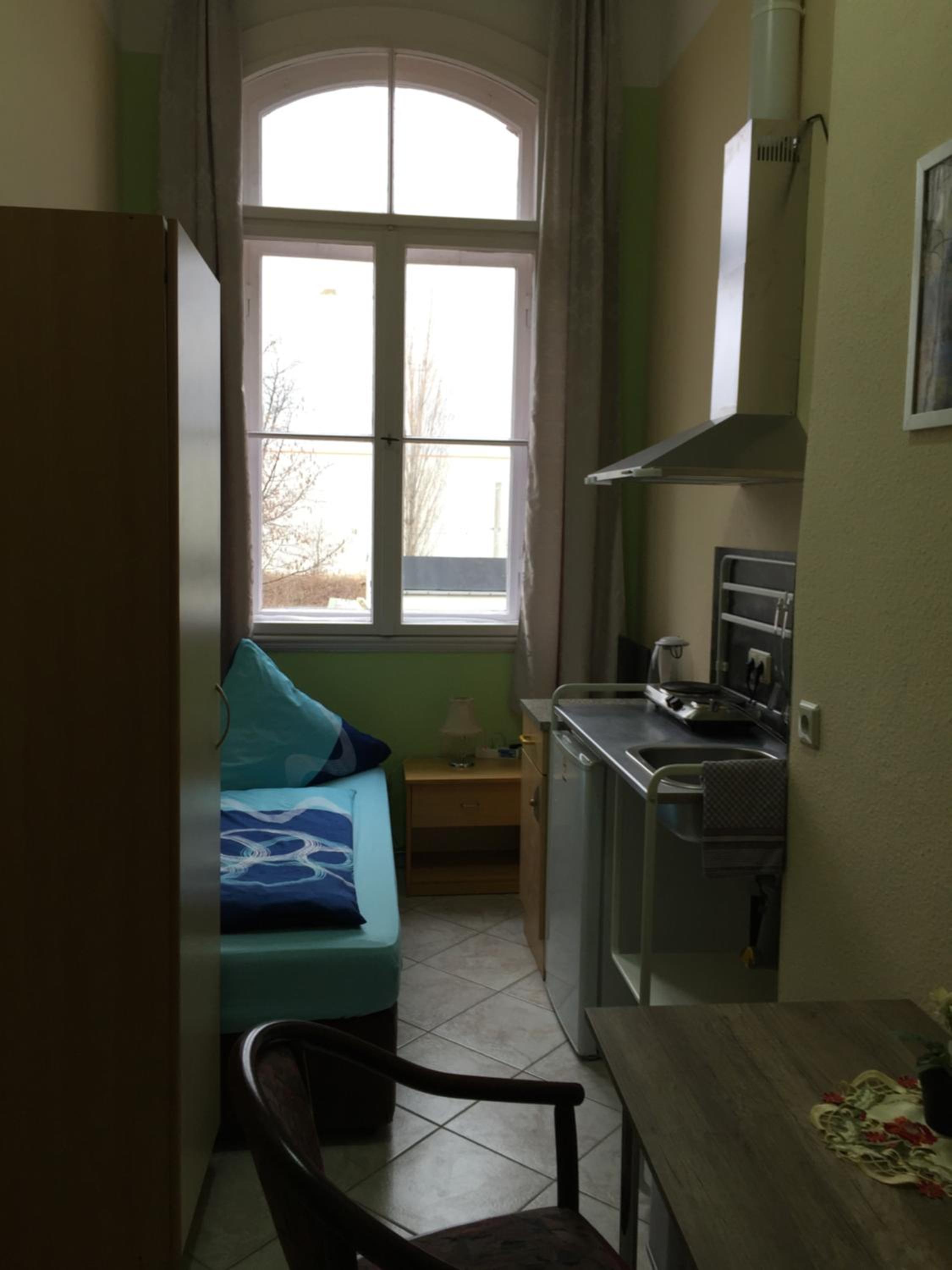 Monteur-Zimmer Dresden, Bad-Miniküche, 24-7 Self Check In