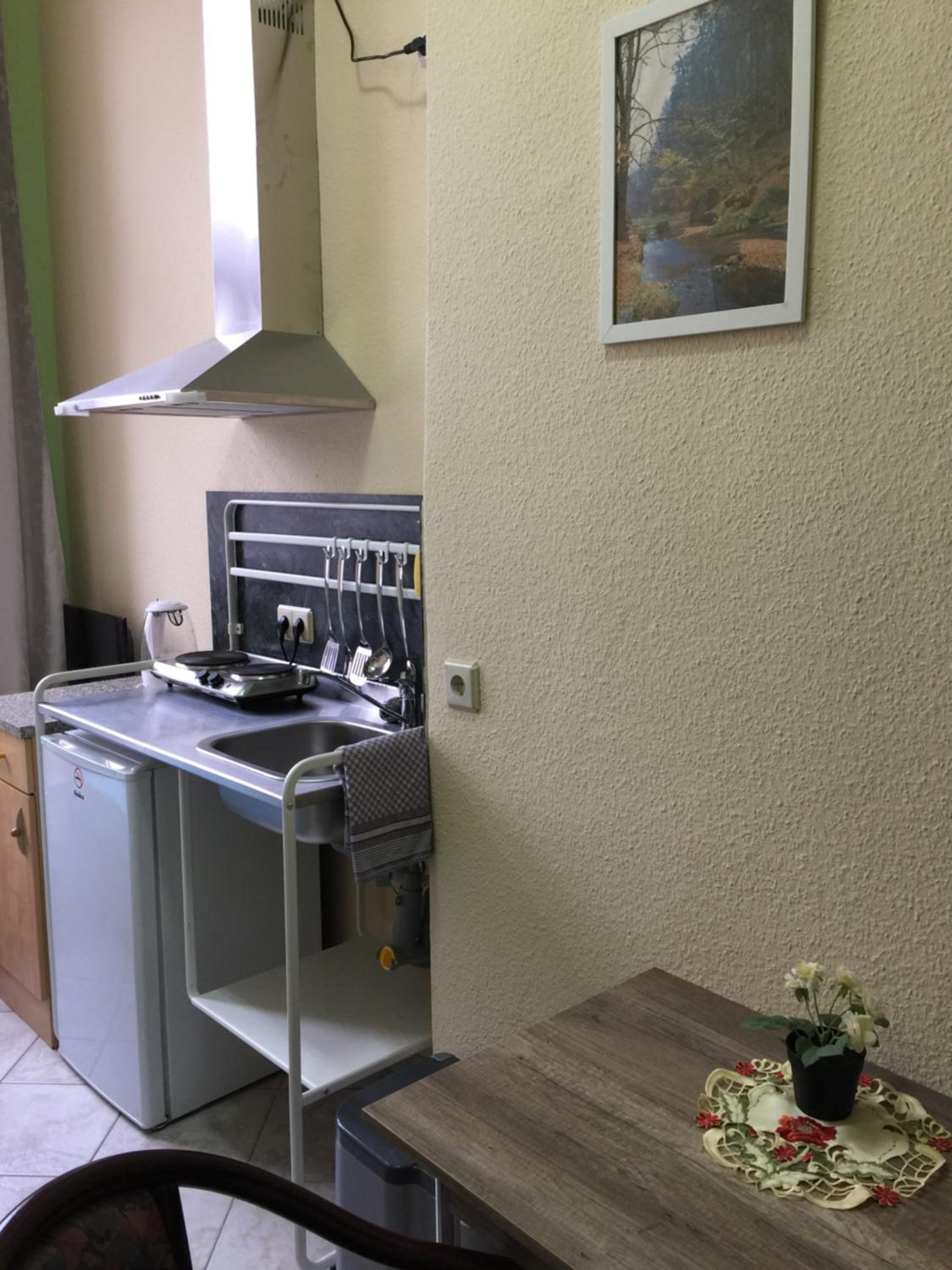 Monteur-Zimmer Dresden, Bad-Miniküche, 24-7 Self Check In