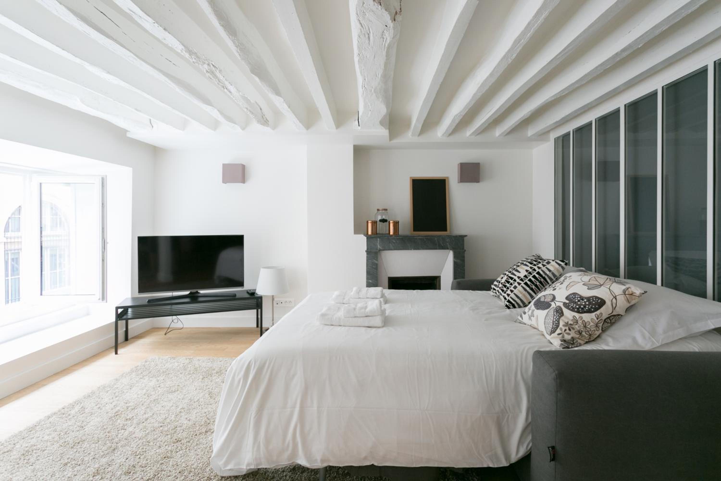 Lafayette Private Apartment