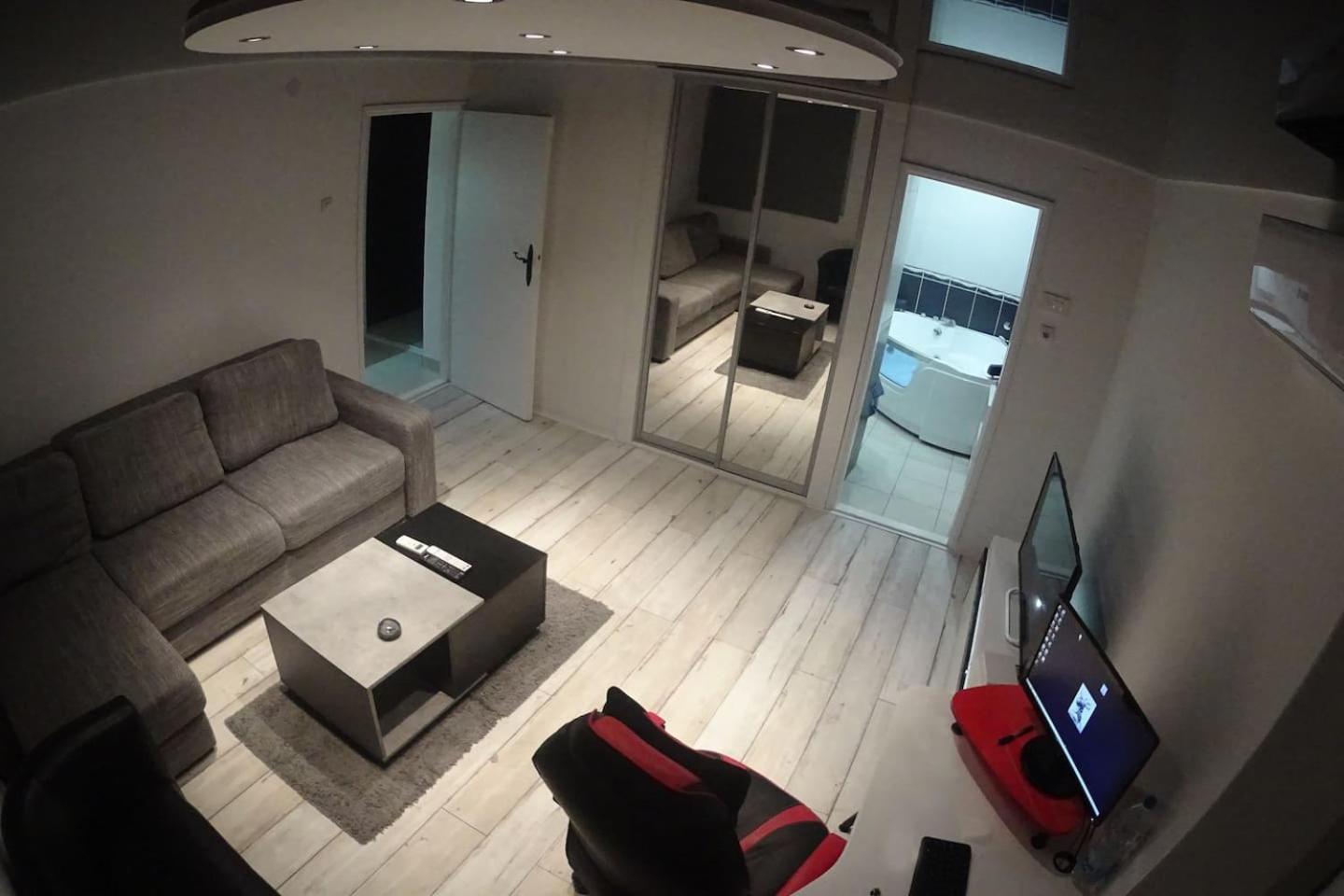 Photo 16