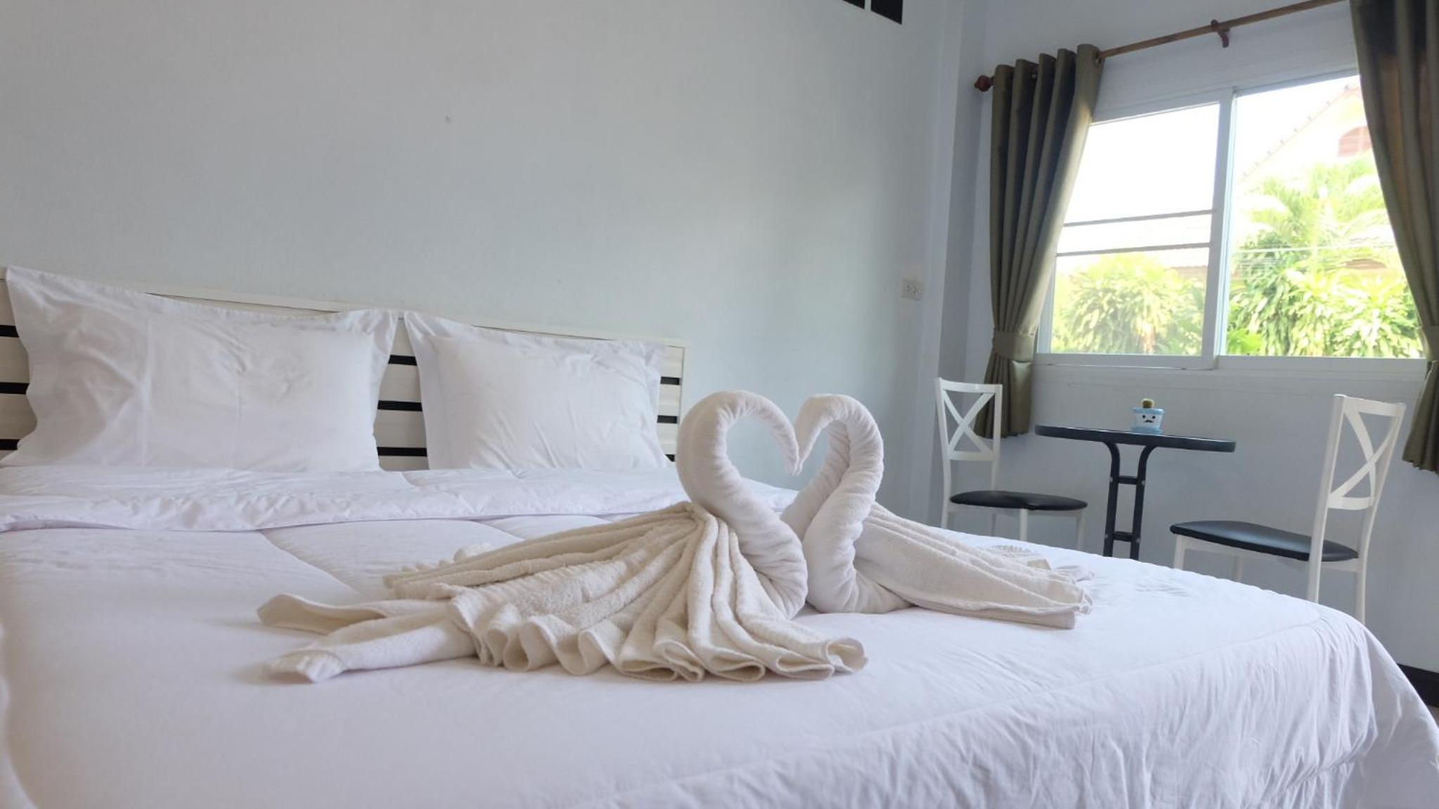 Ruen Aiyara Apartment