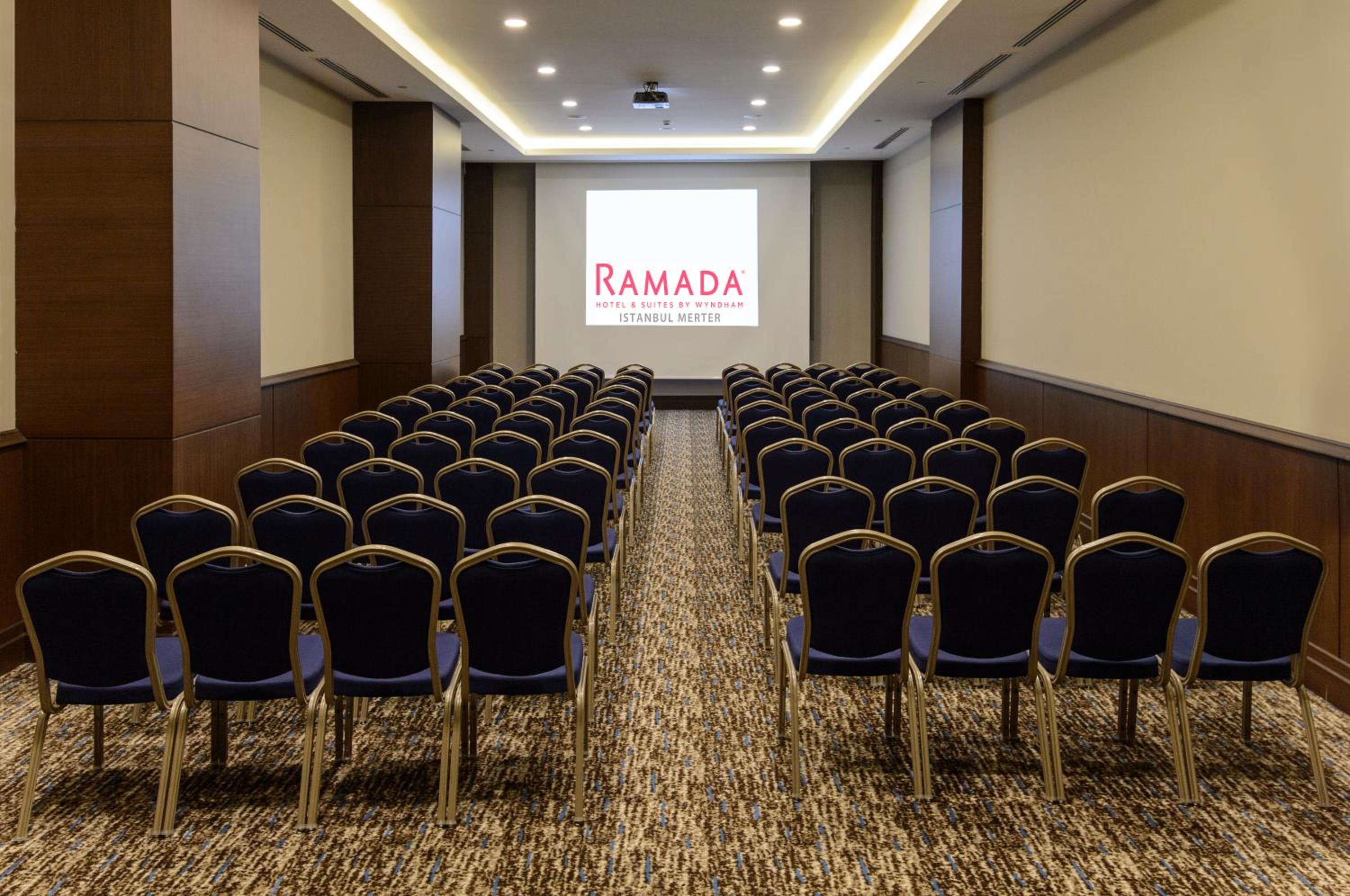 Ramada Otel & Suites by Wyndham İstanbul Merter - Image 44