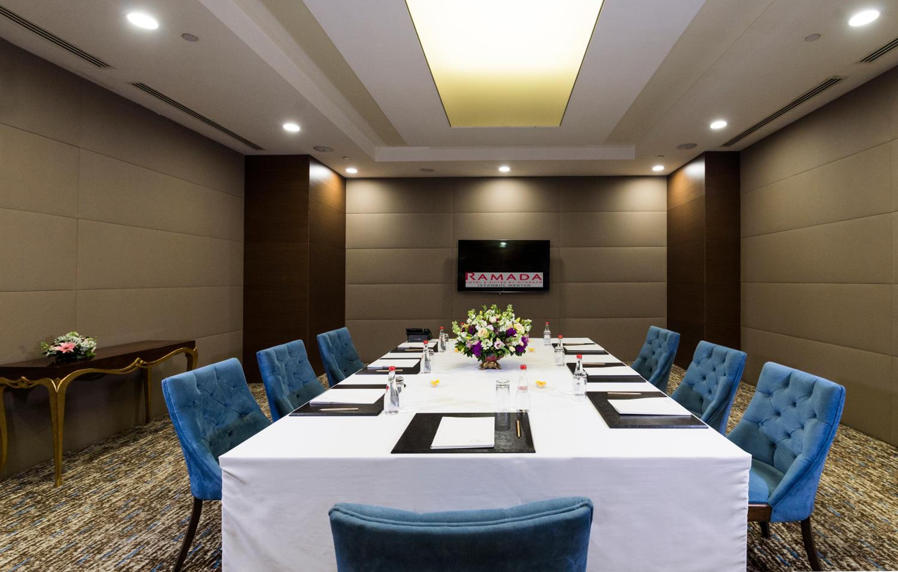 Ramada Otel & Suites by Wyndham İstanbul Merter - Image 43