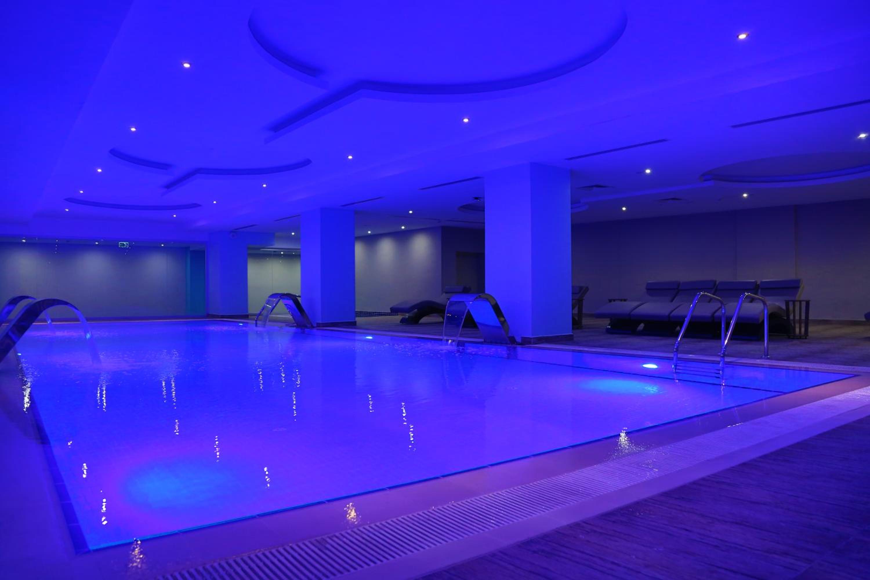 Ramada Otel & Suites by Wyndham İstanbul Merter - Image 35