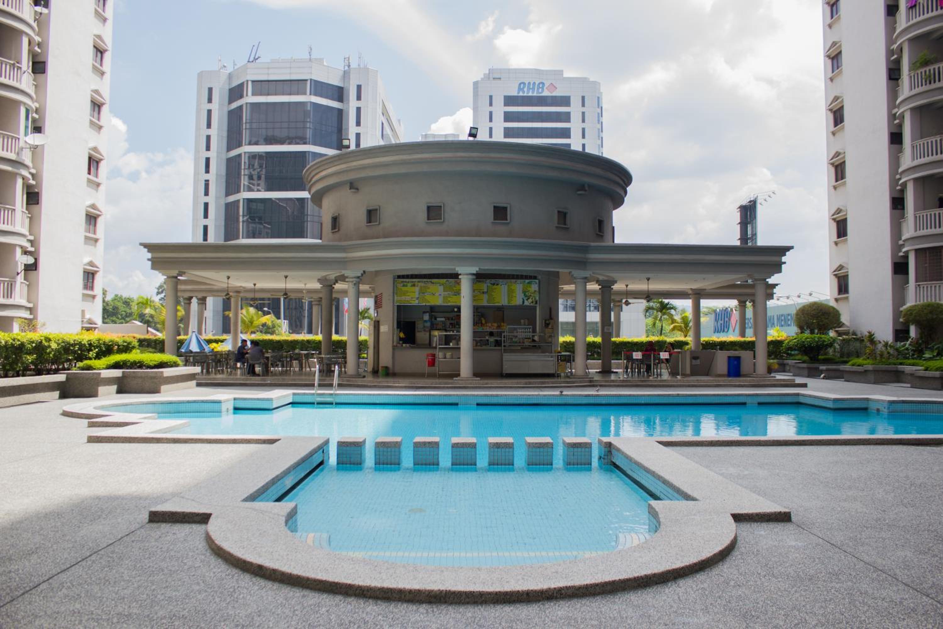 The FORUM condominium, Jalan Inai, Off Jalan Tun Razak