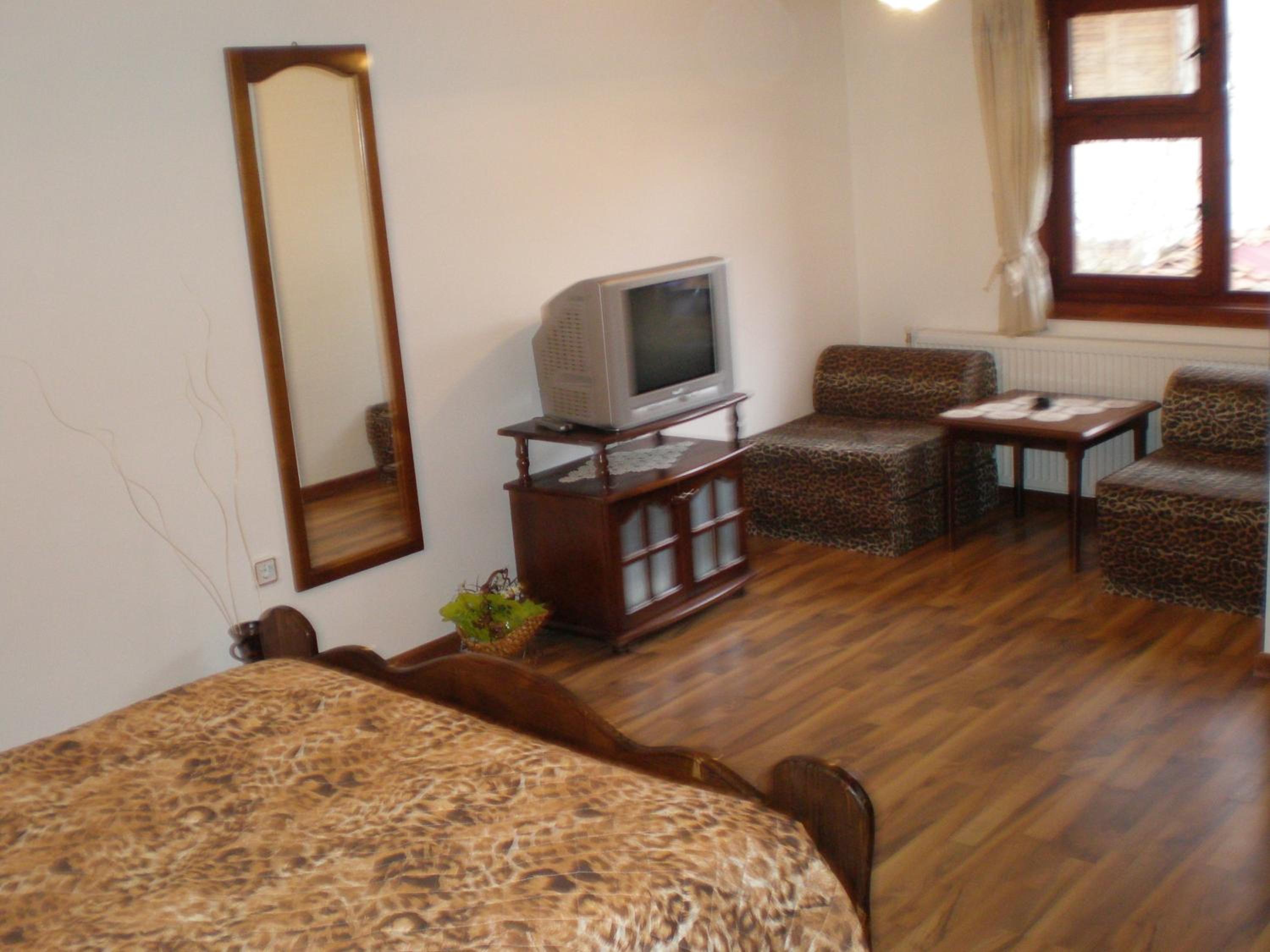 Nenchova Guest House