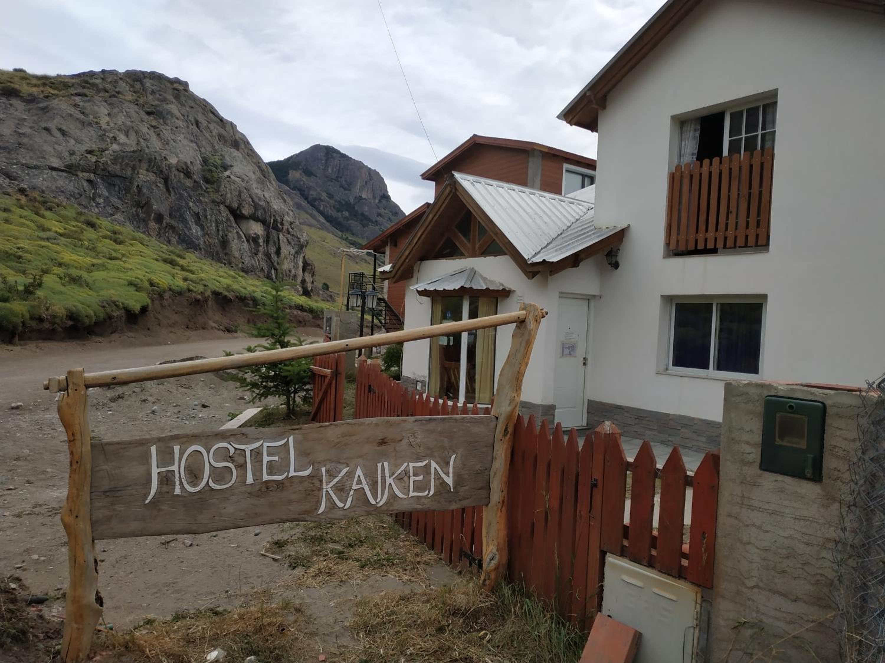 Kaiken - Hostel & Departamentos