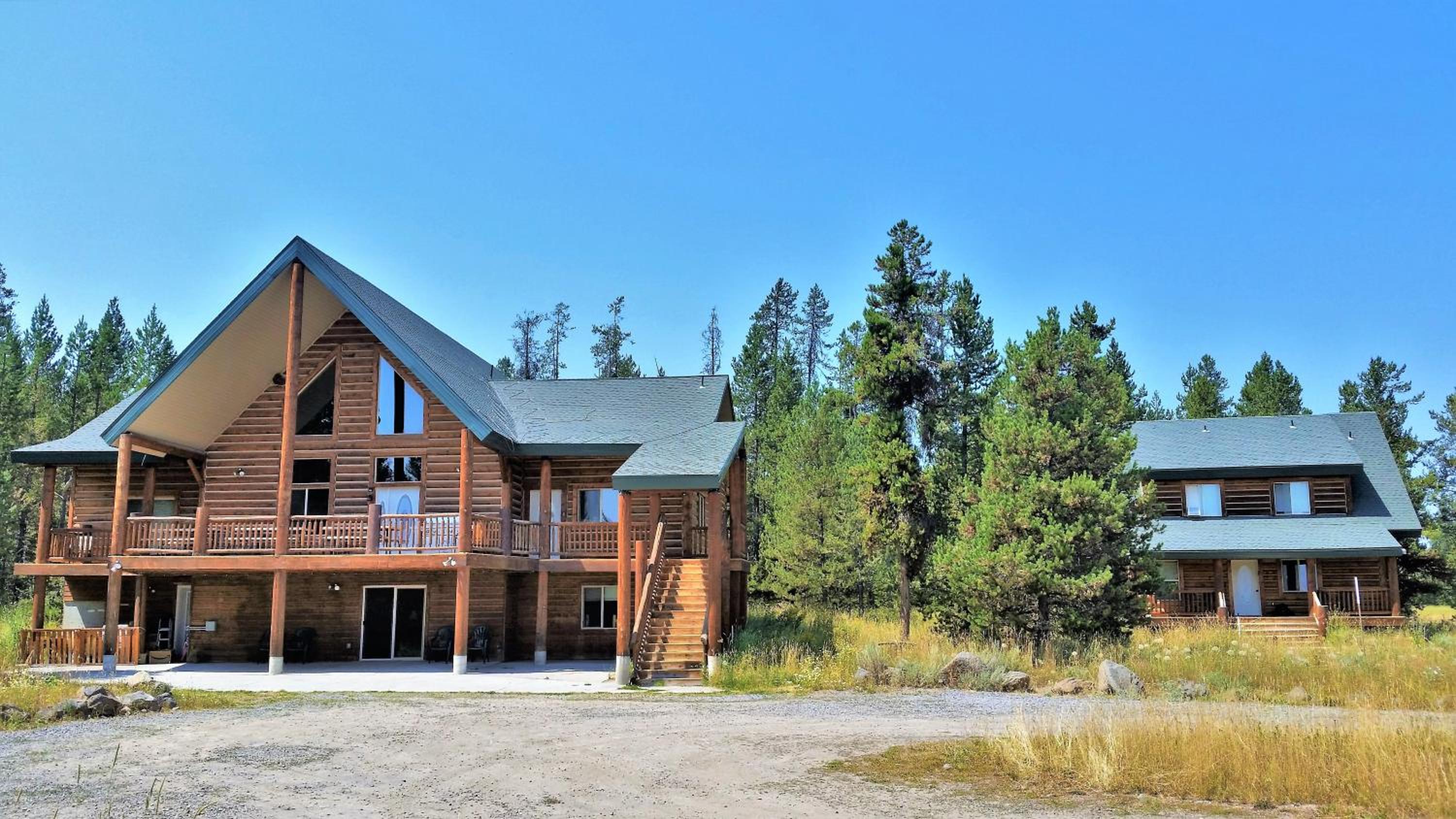 The Hideaway Lodge