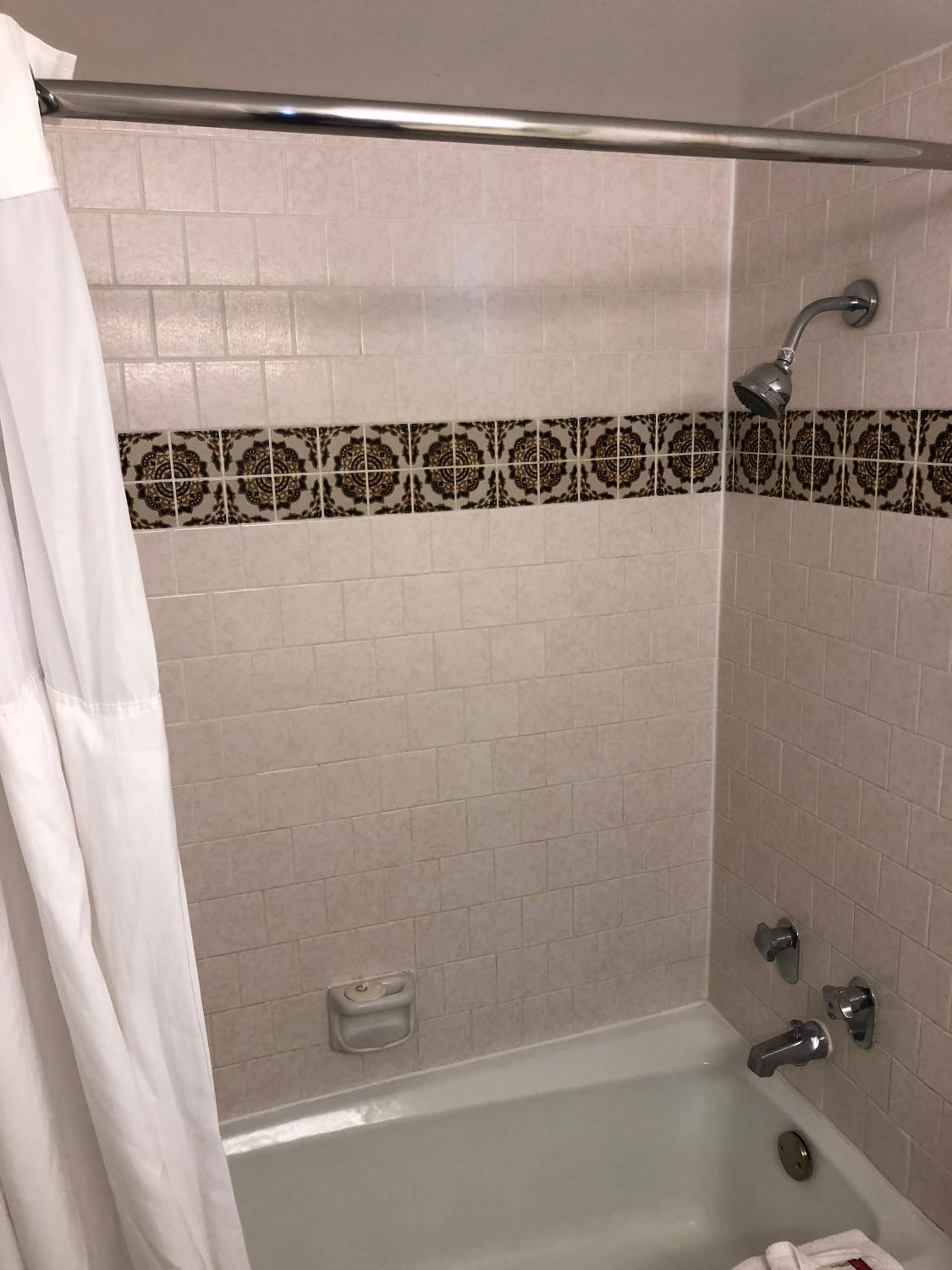 Camarillo Vacations - Days Inn by Wyndham Camarillo - Ventura - Property Image 4