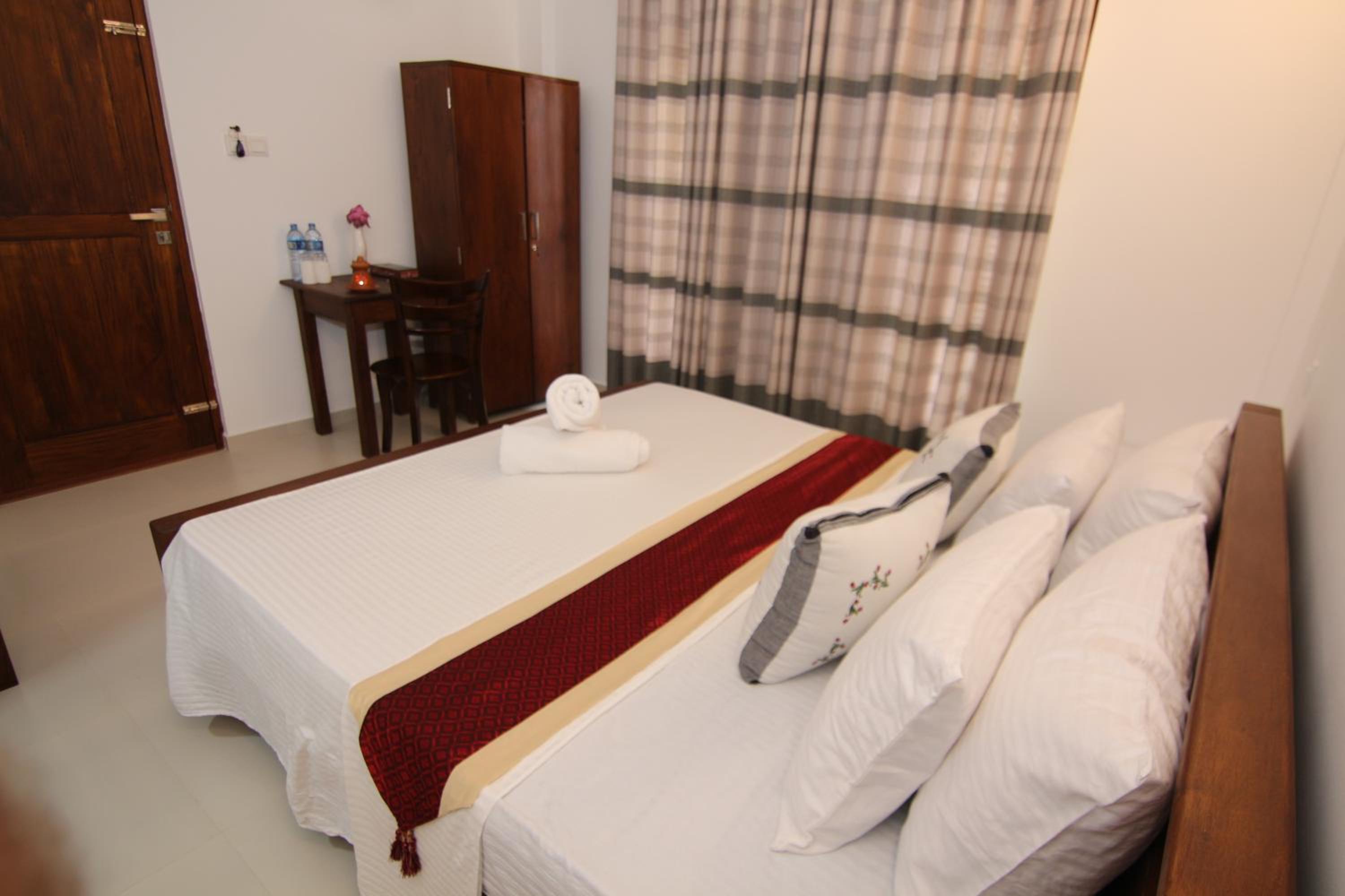 Mihira Gedara Apartments