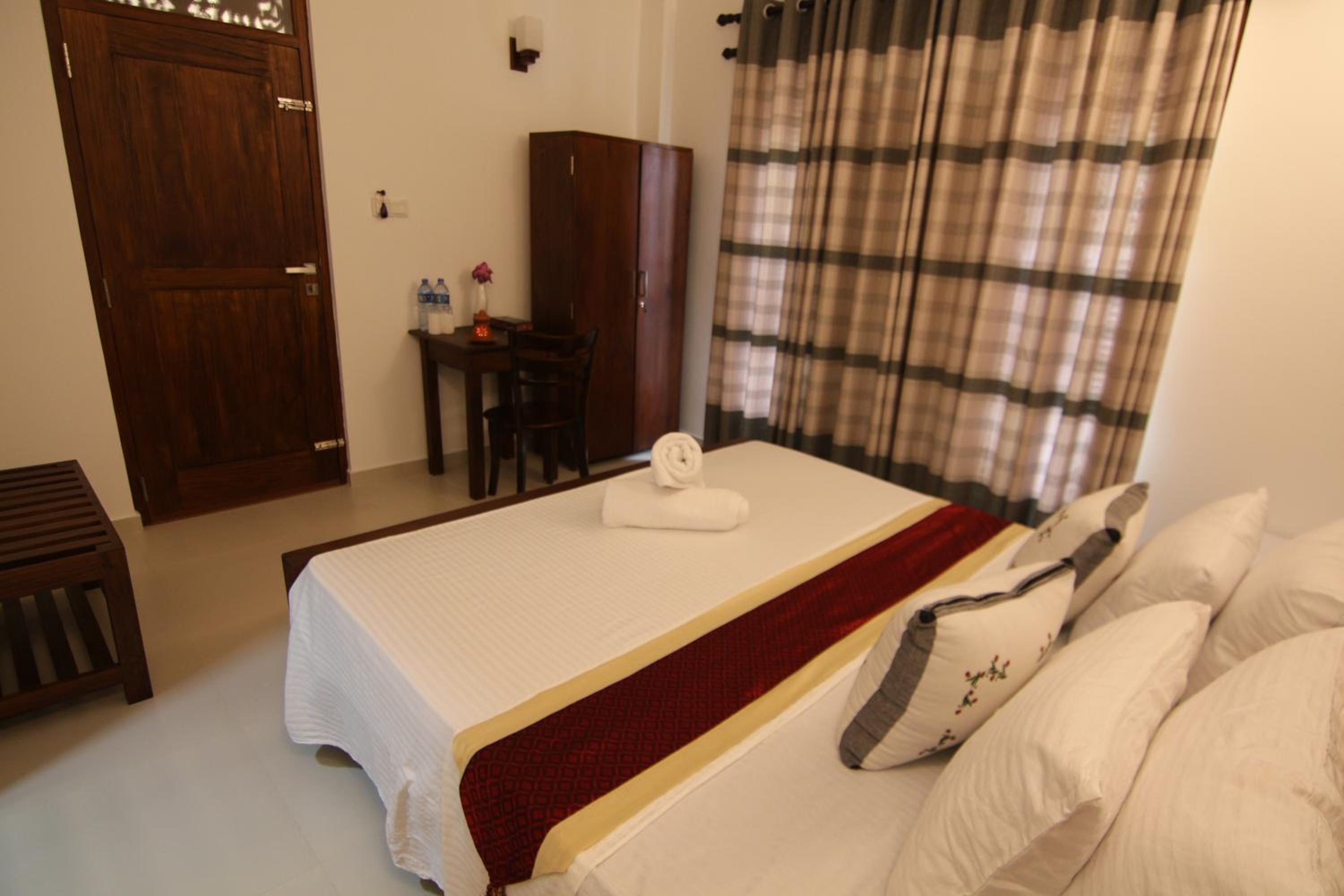 Mihira Gedara Apartments