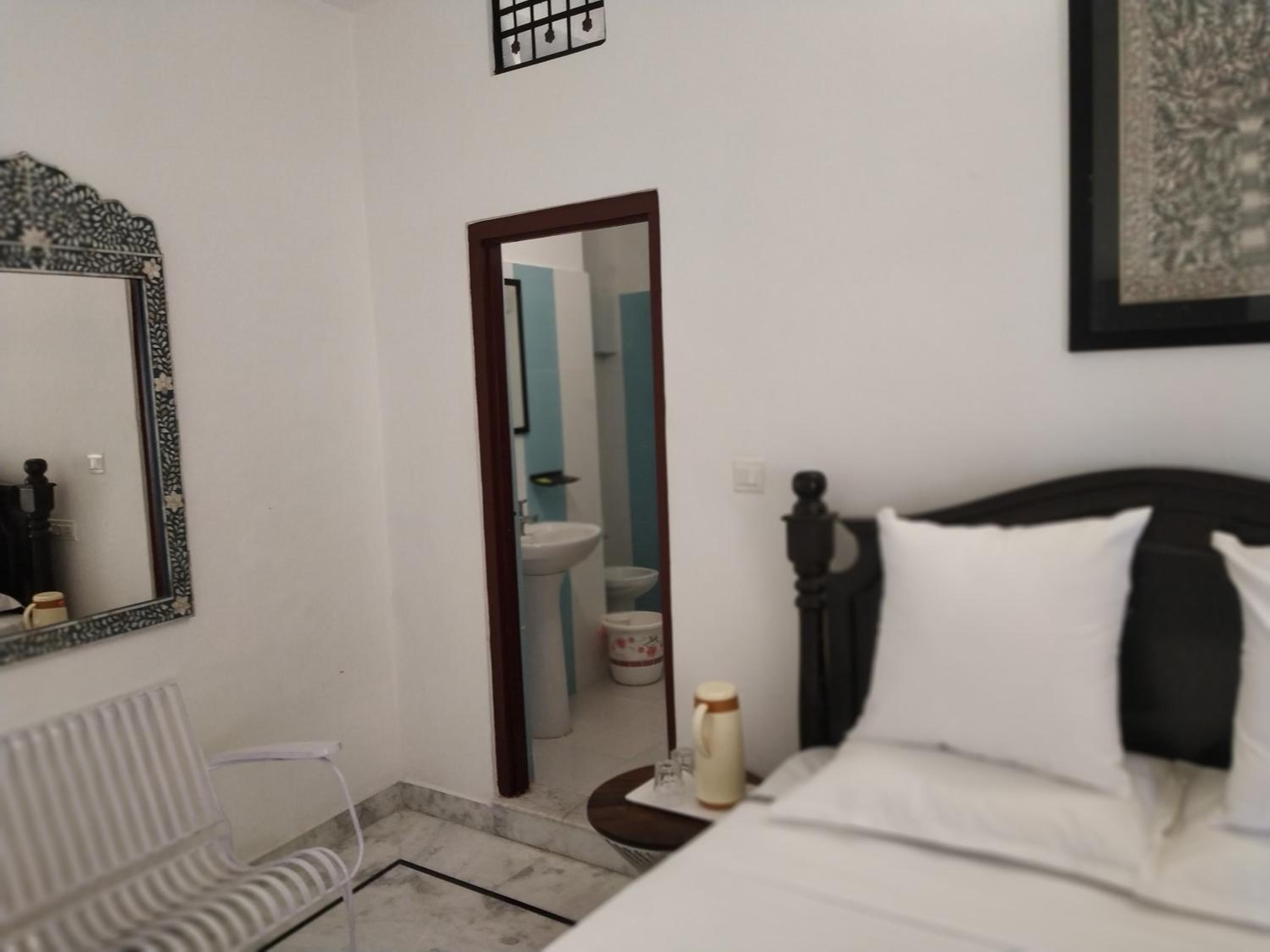 Hotel Mewari Villa PURE VEG
