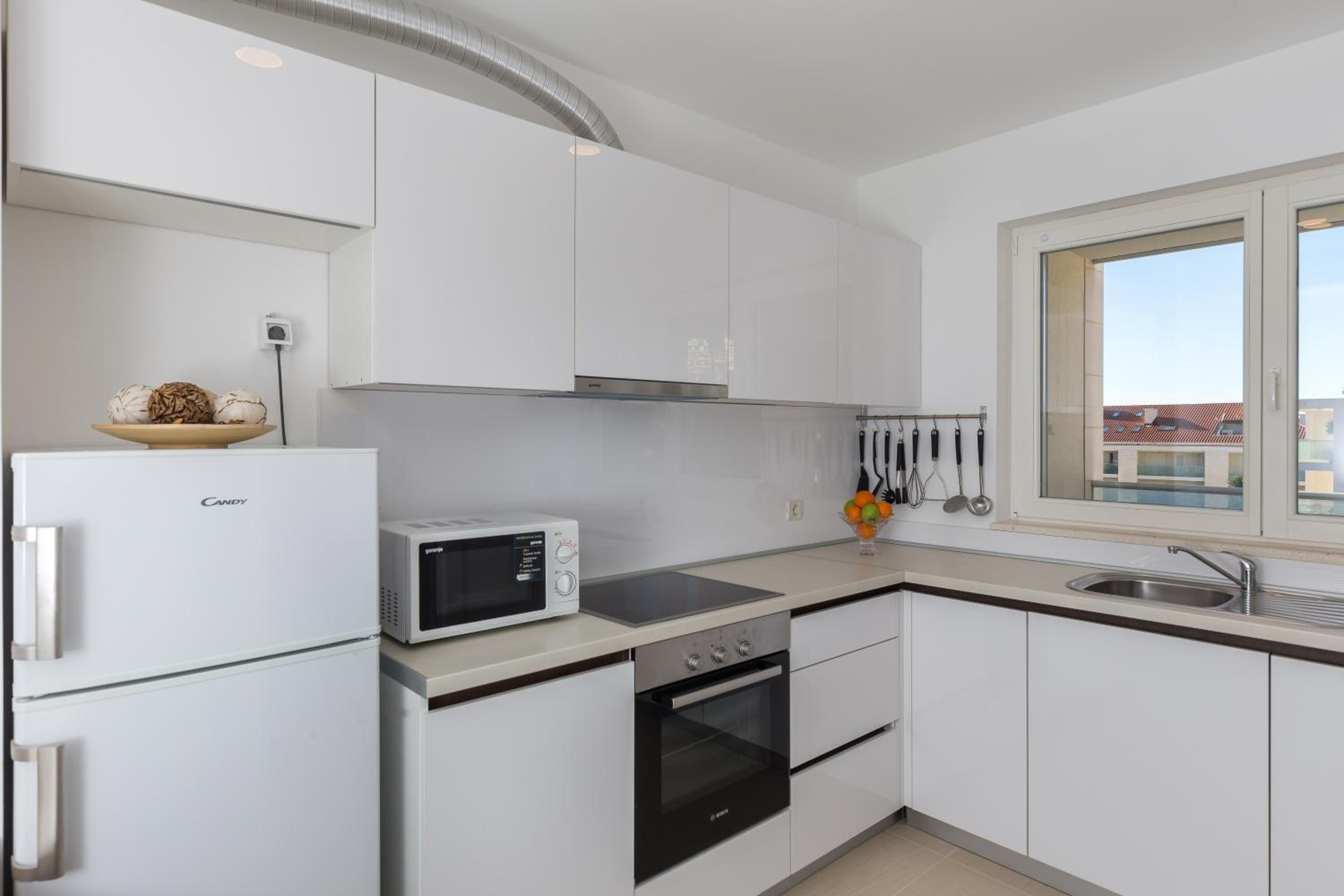 Apartments Nav