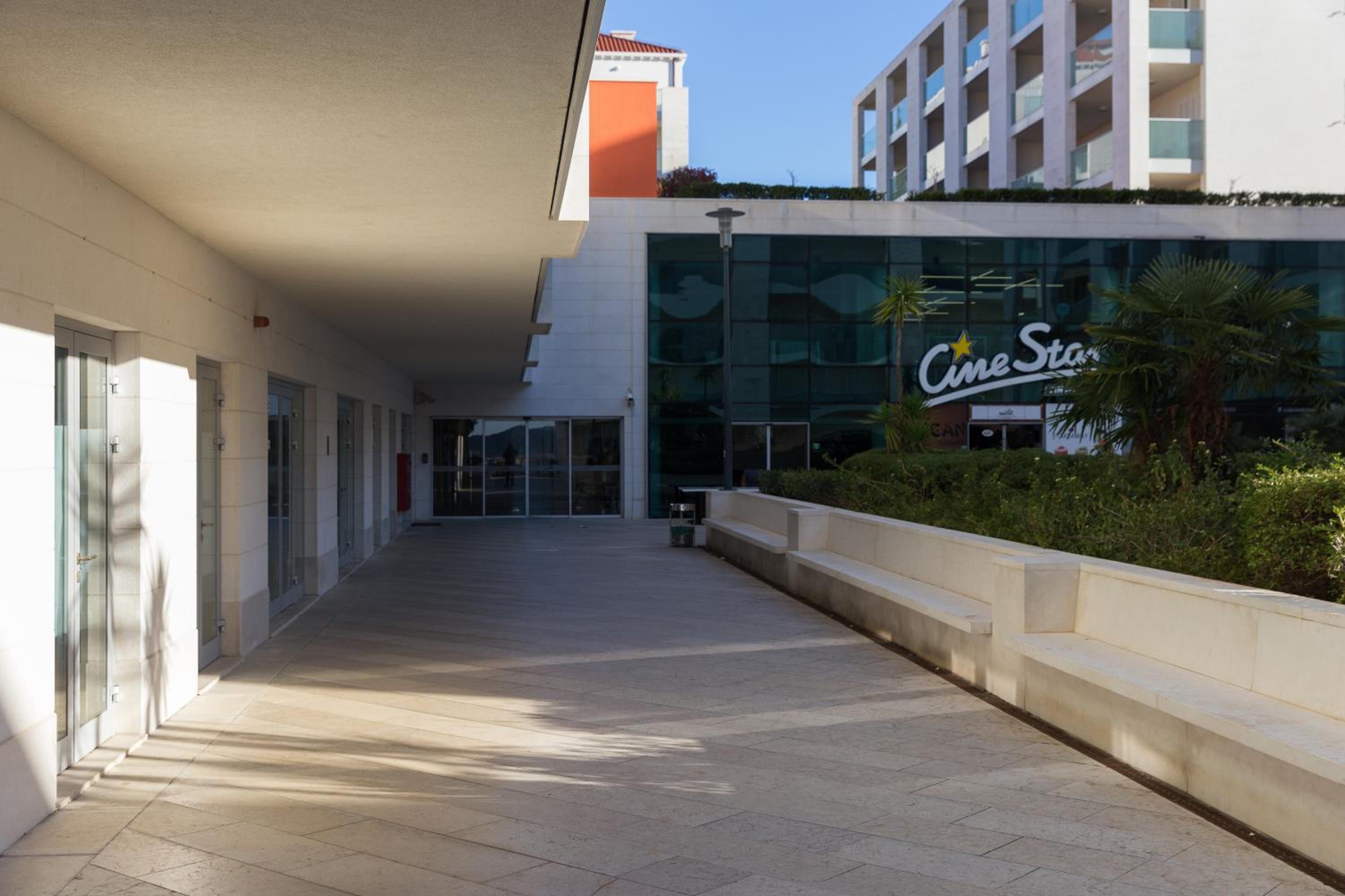 Apartments Nav