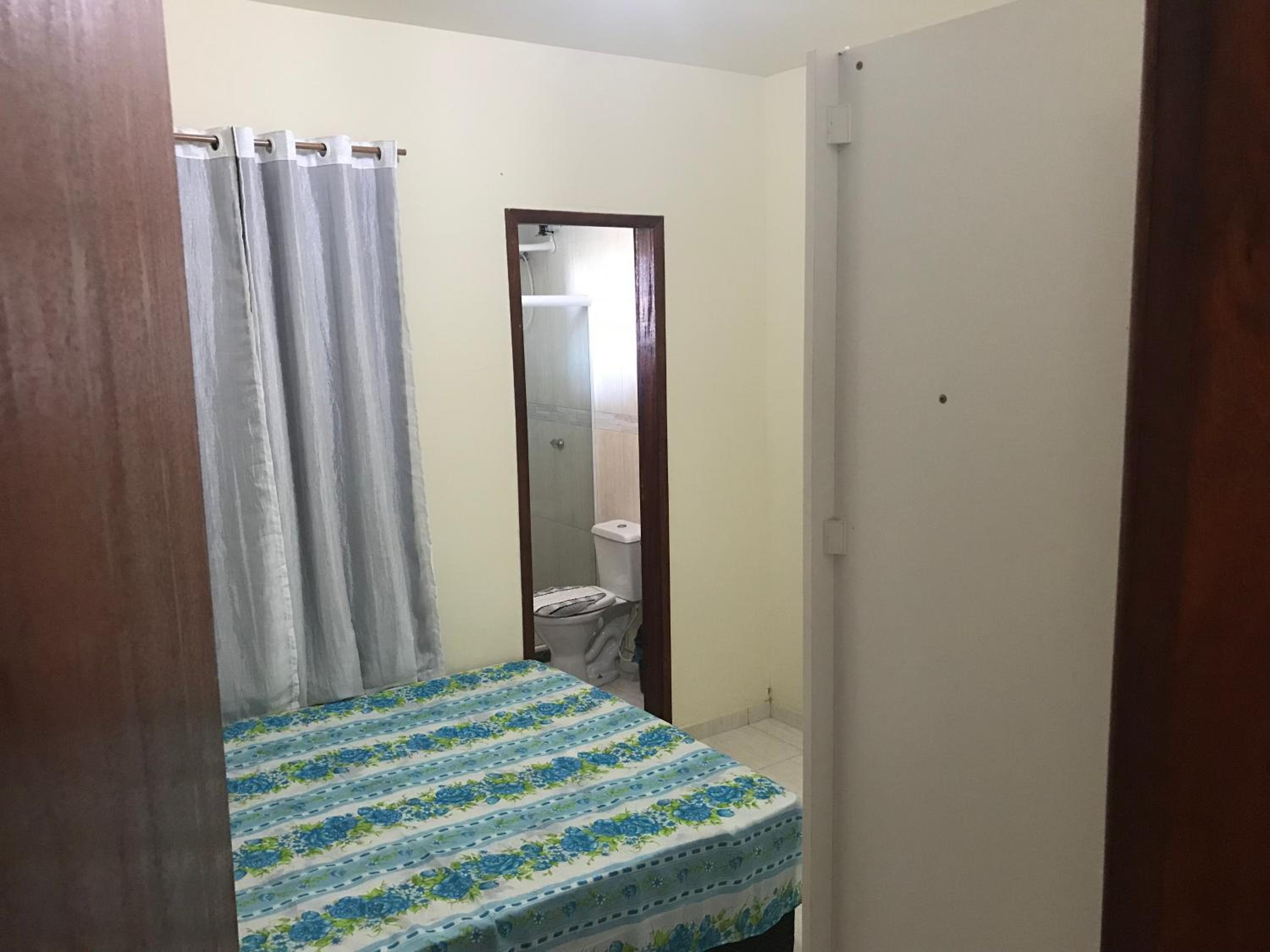 Casa com piscina, wifi e churrasqueira em unamar.