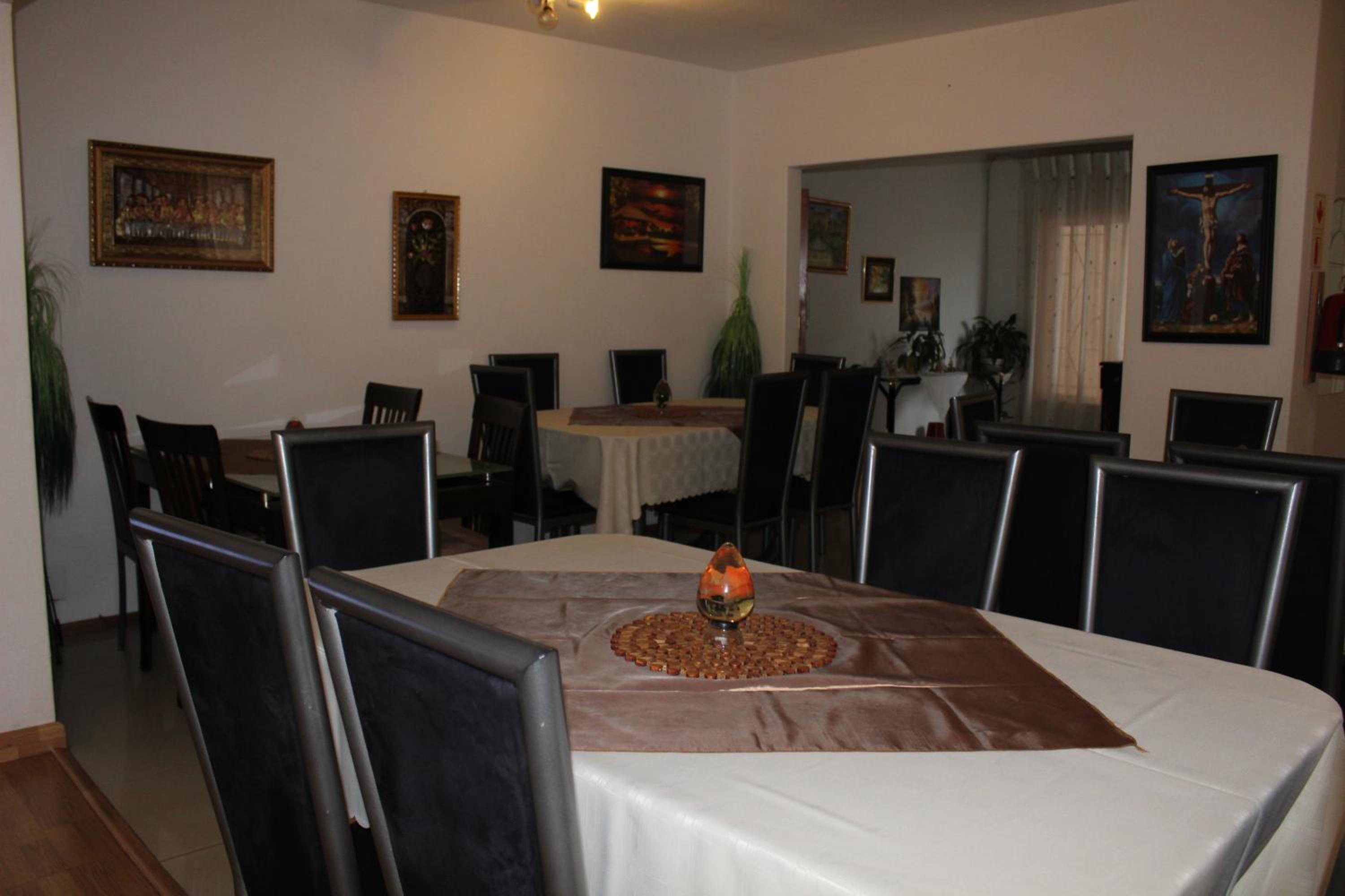 Moshitametsi Guesthouse