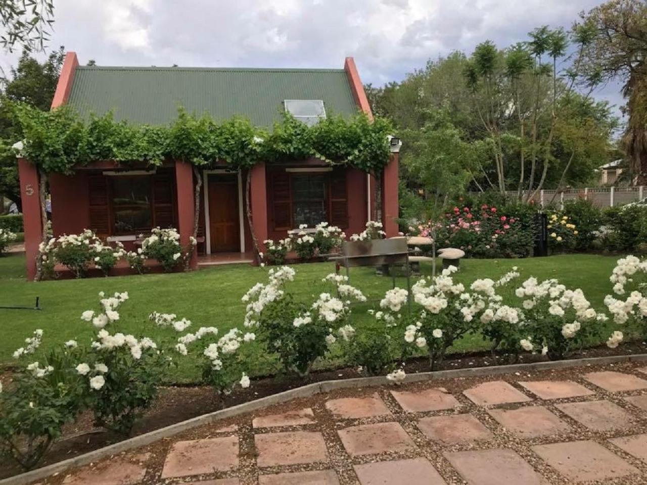 Beaufort Manor Country Lodge
