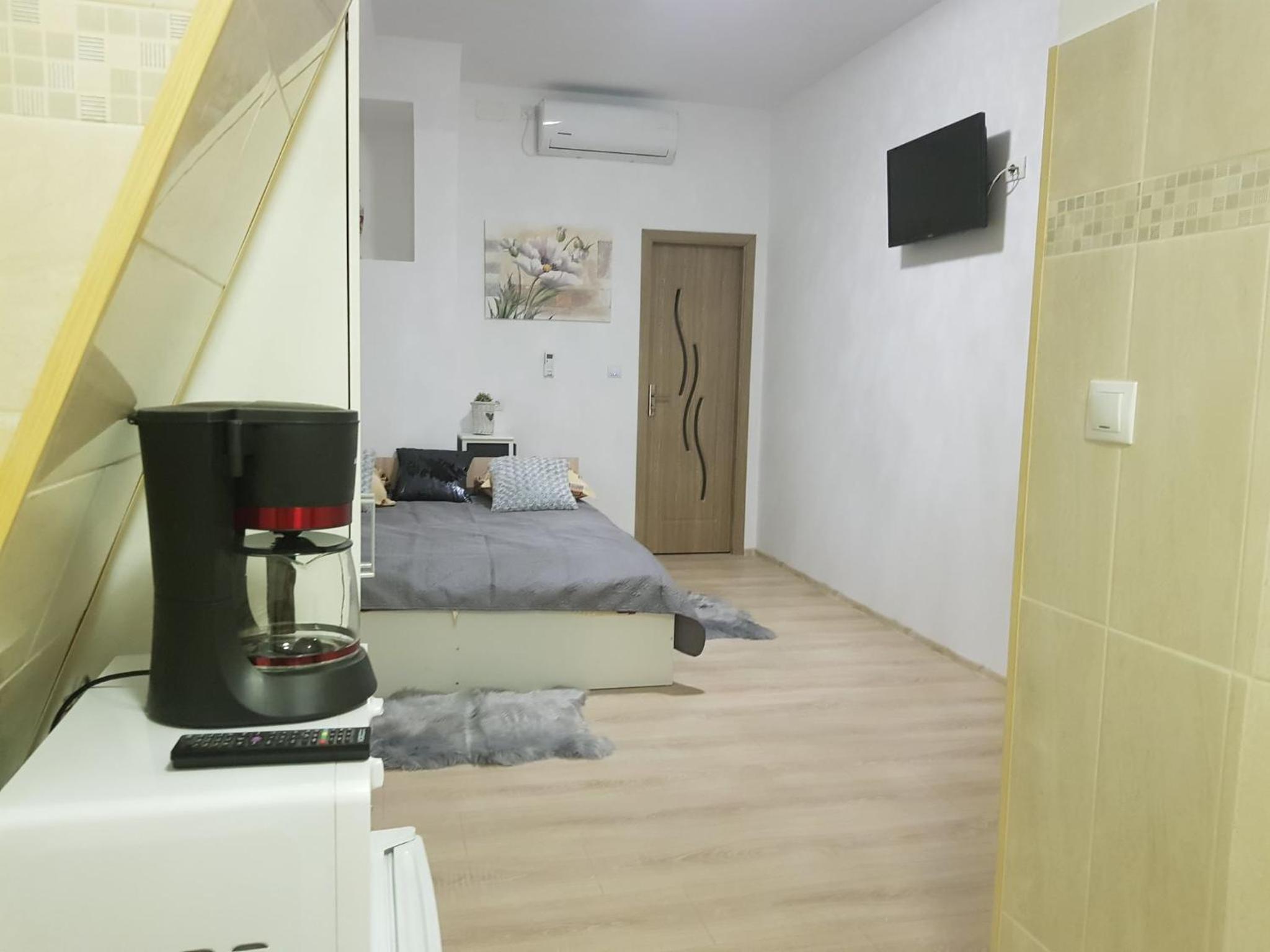 Photo 32