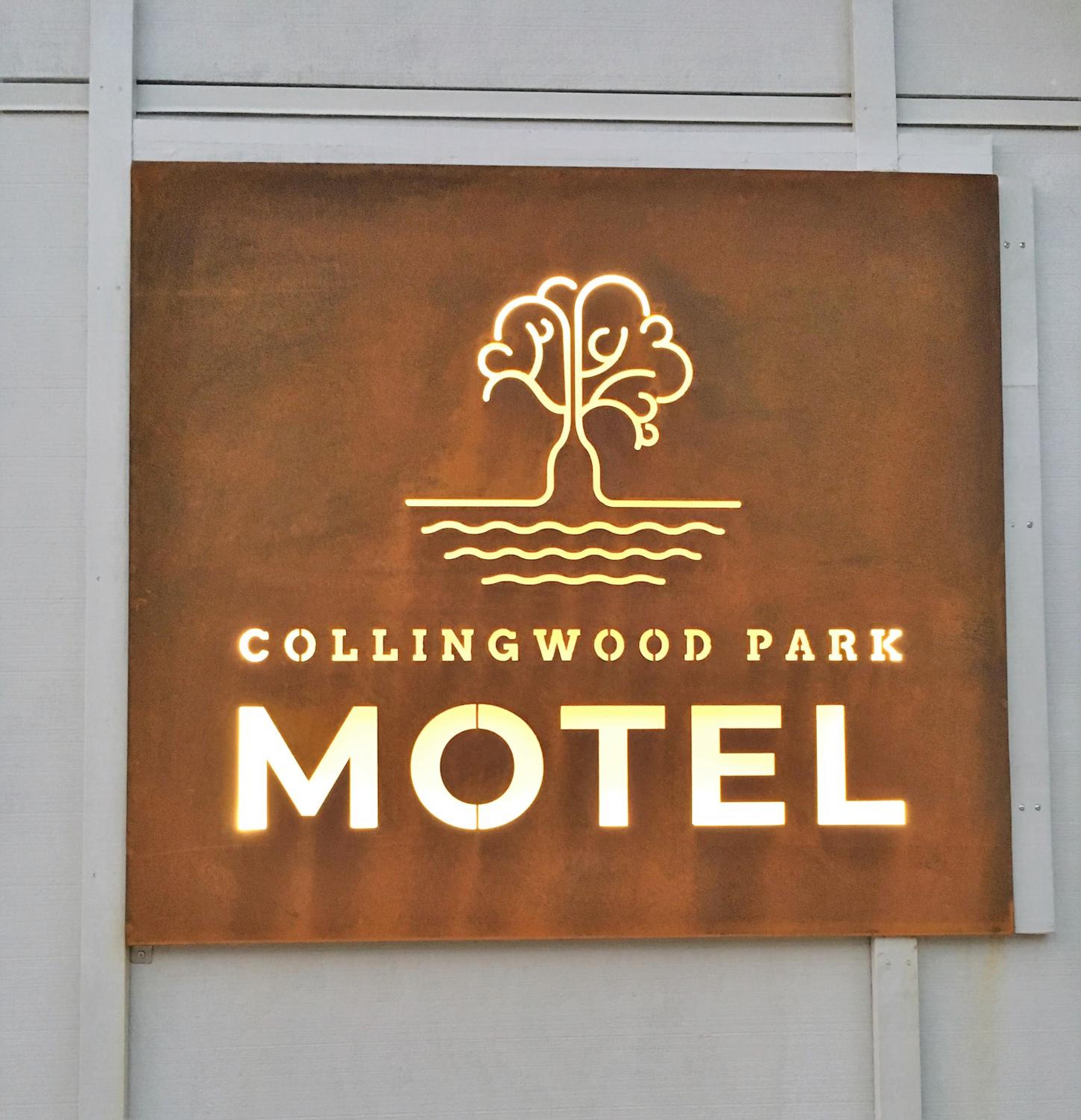 Collingwood Park Motel