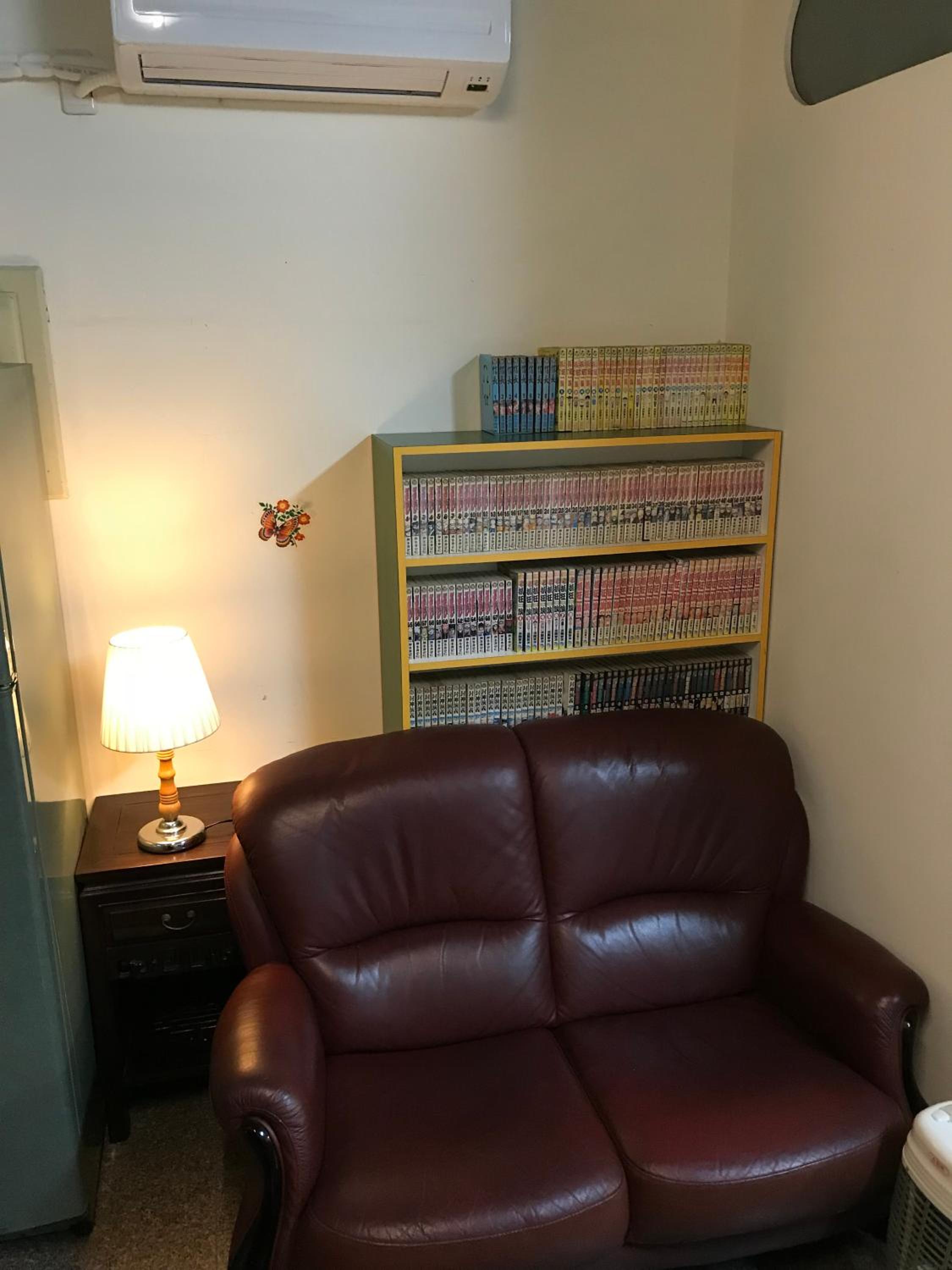 Photo 10
