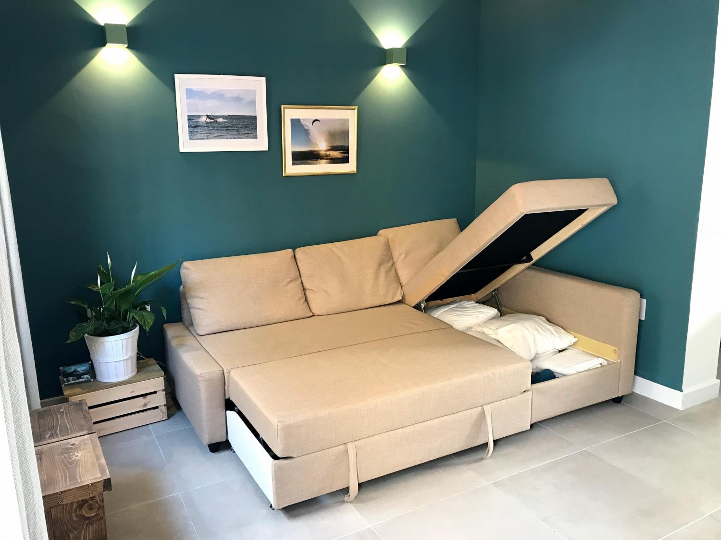 Malaga Beach House, 2 city bikes, 2 children's bikes, WiFi, BIG terrace, BBQ, Family, Childfriendly